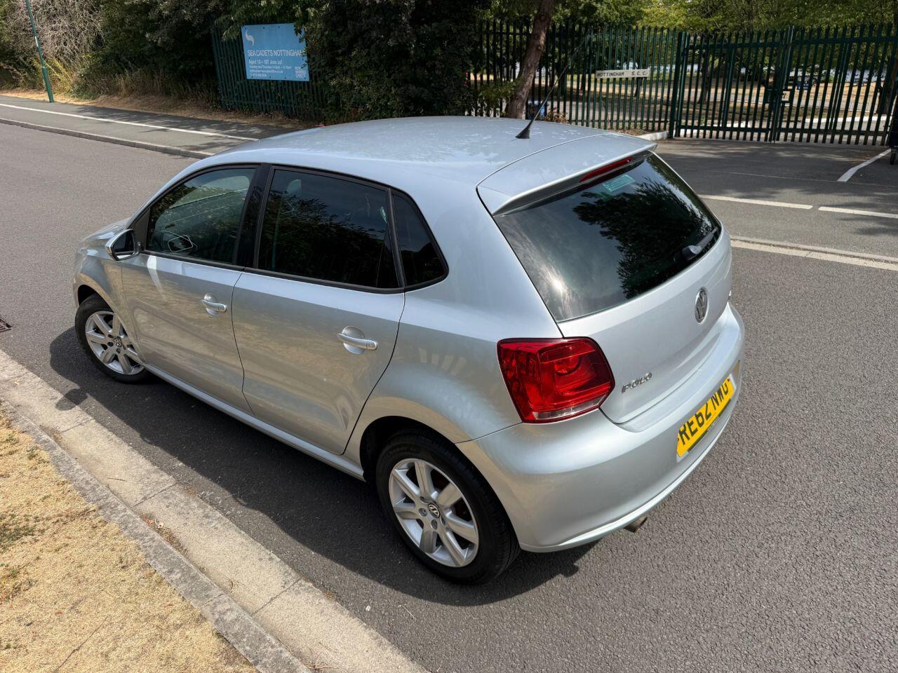 Volkswagen Polo view 9