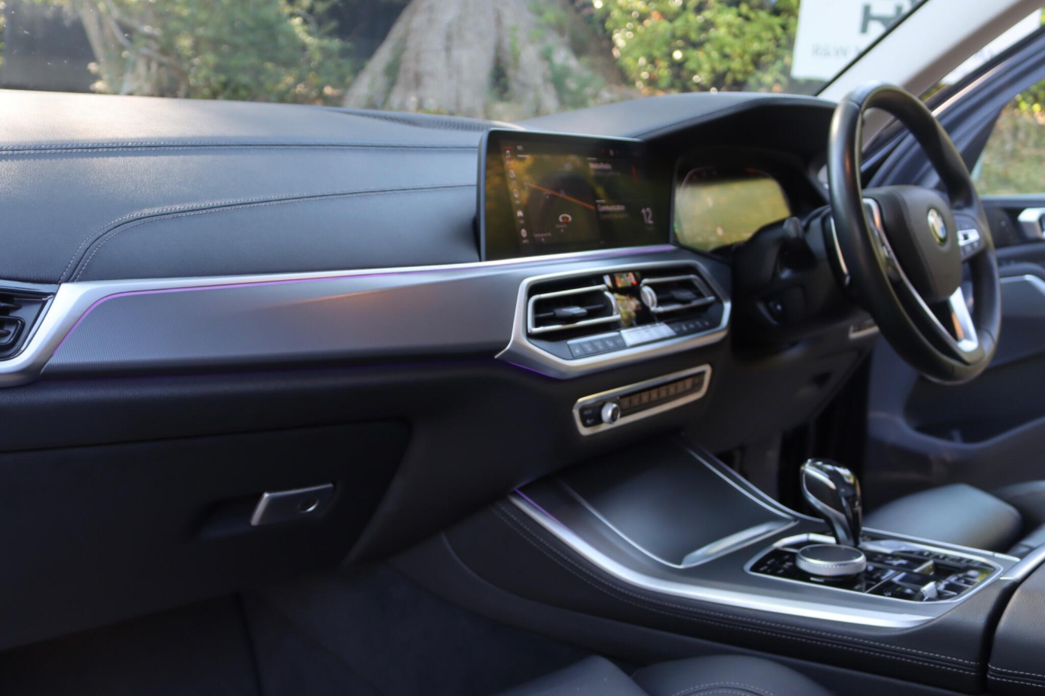 BMW X5 view 17