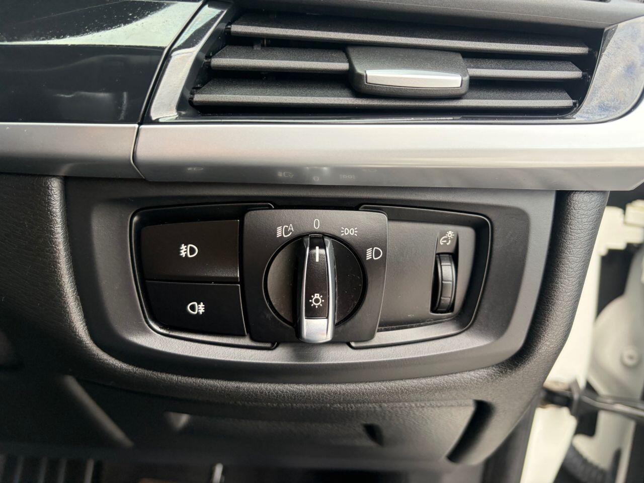 BMW X5 view 35