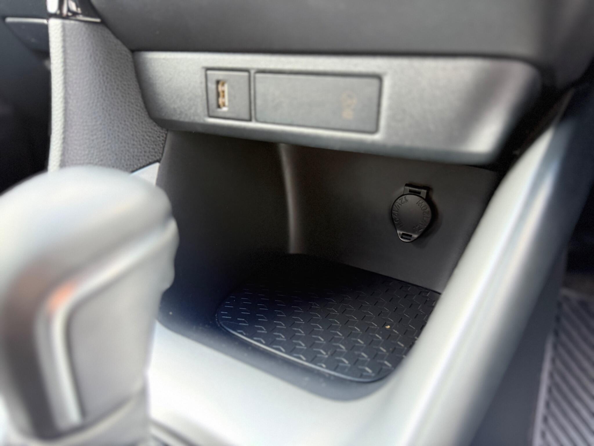 Toyota Yaris view 53