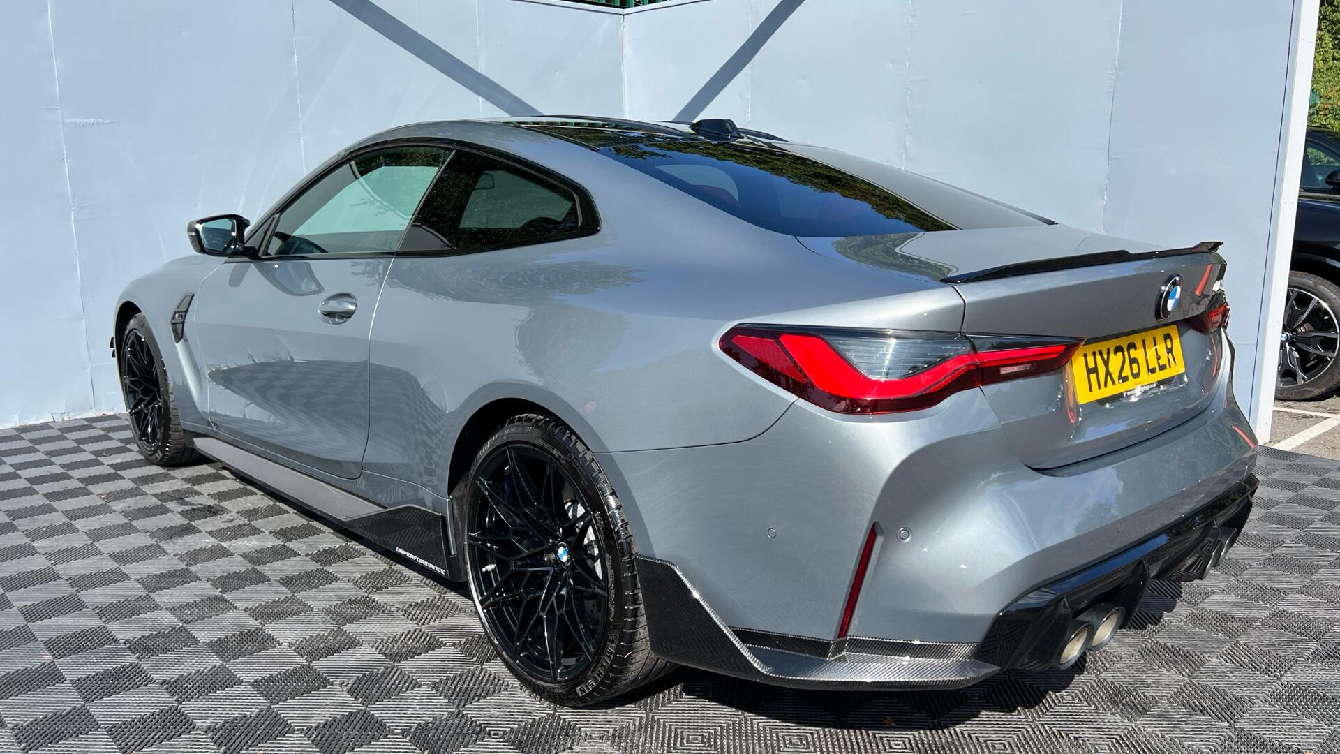 BMW M4 view 34