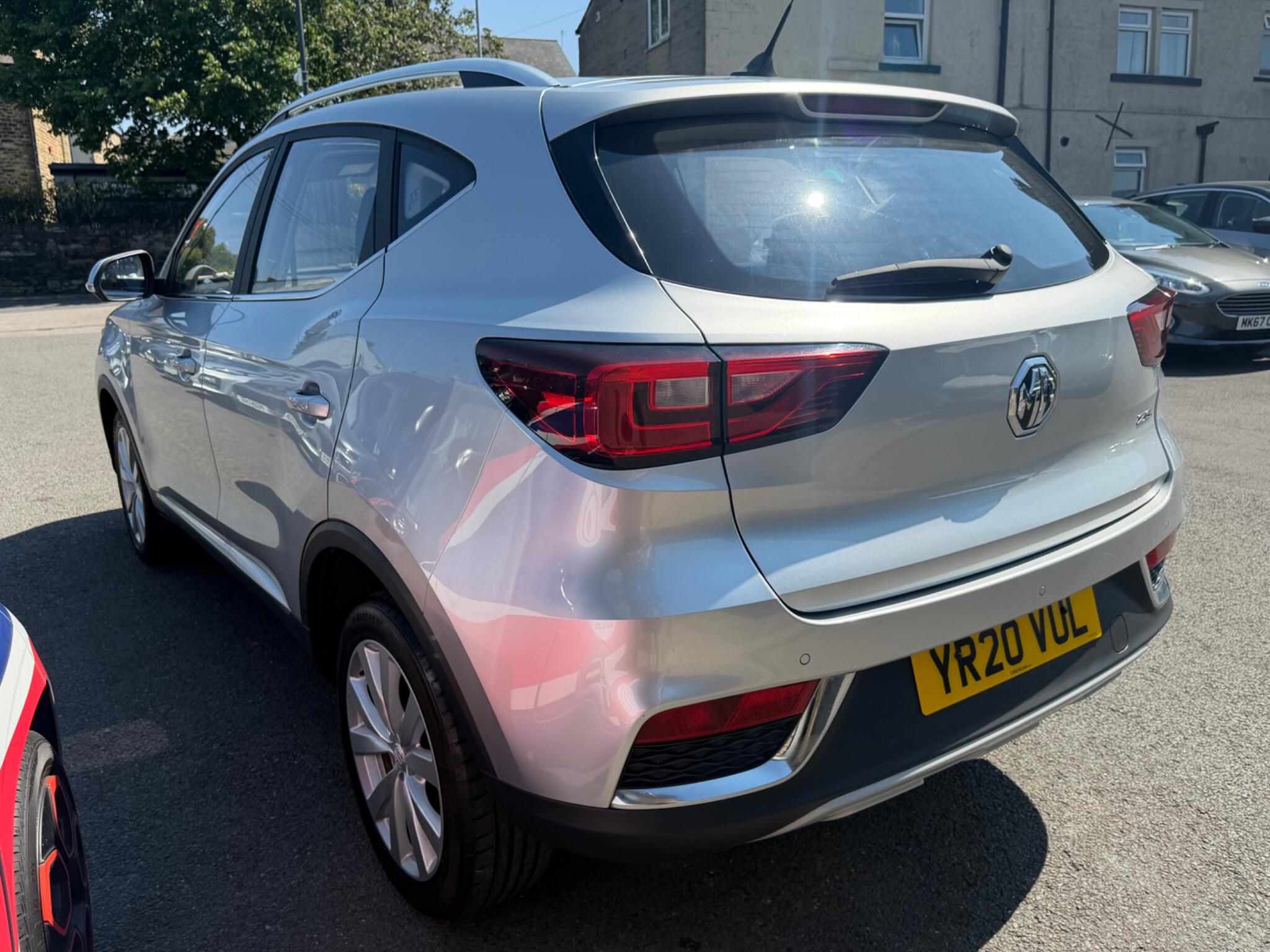 MG MG ZS view 24