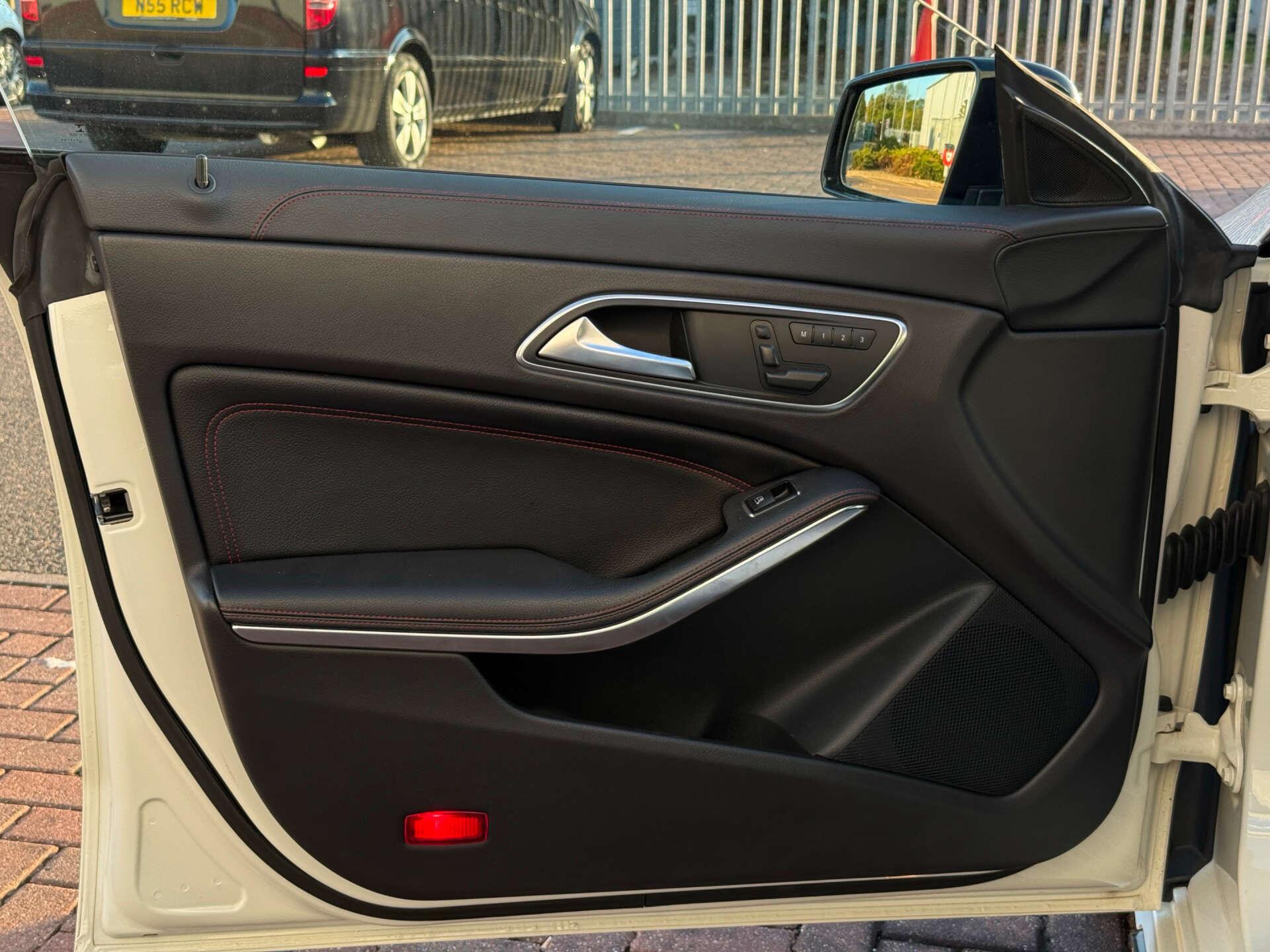 Mercedes-Benz Cla view 42