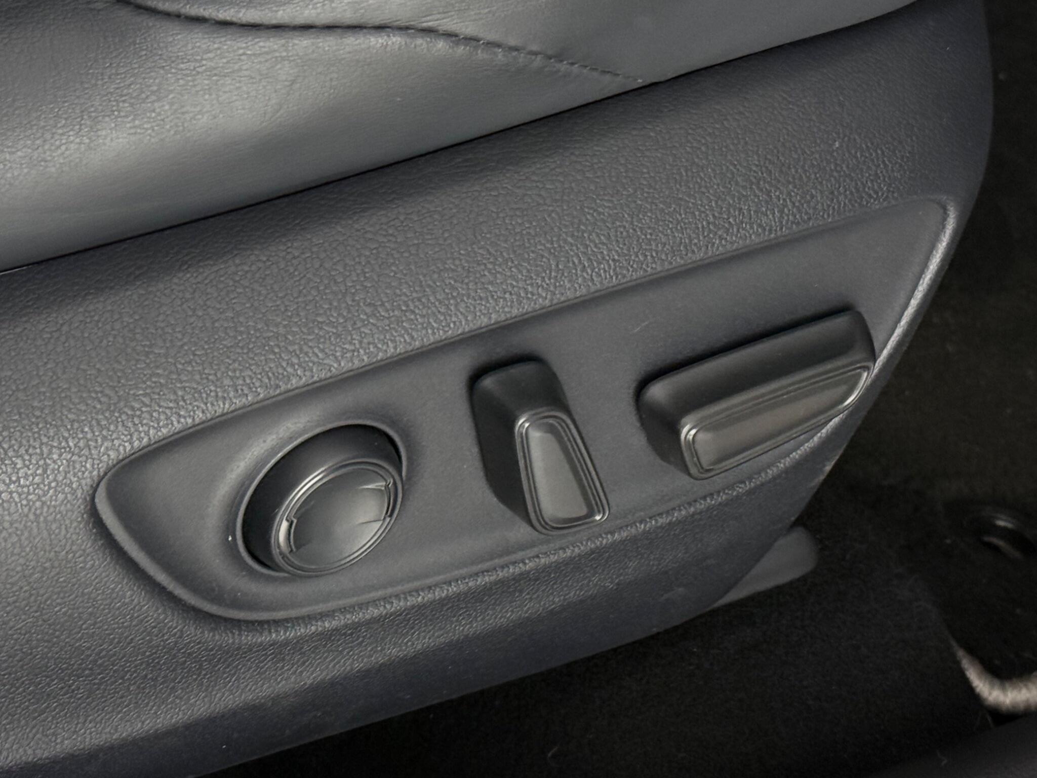Toyota Rav4 view 33