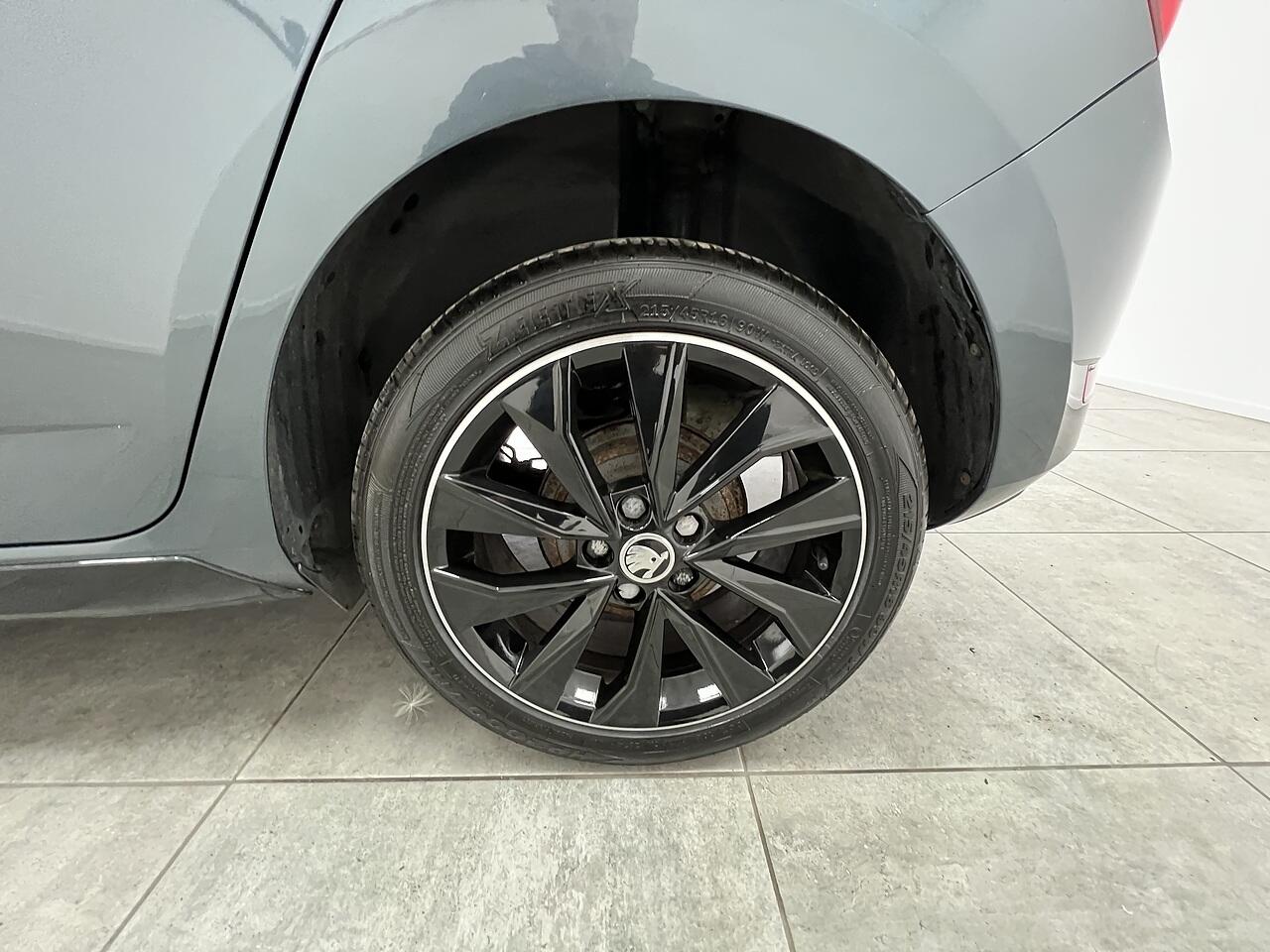 Skoda Fabia view 18