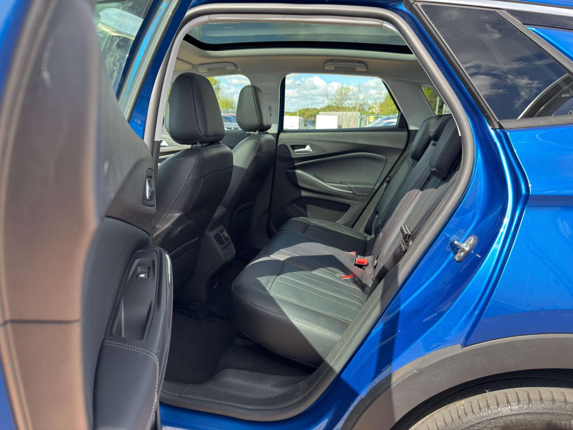 Vauxhall Grandland X view 27