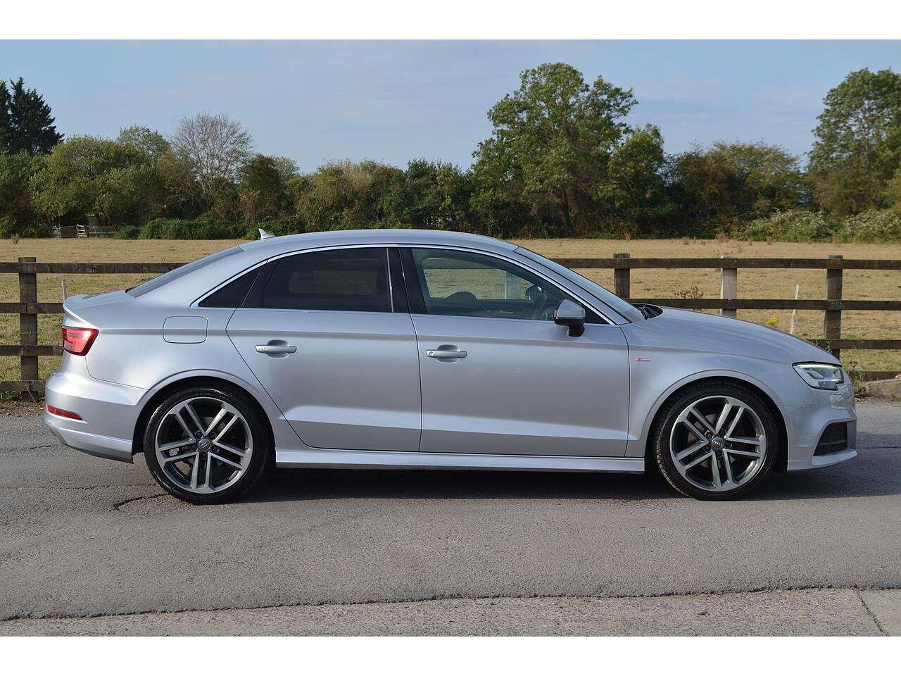 Audi A3 view 10