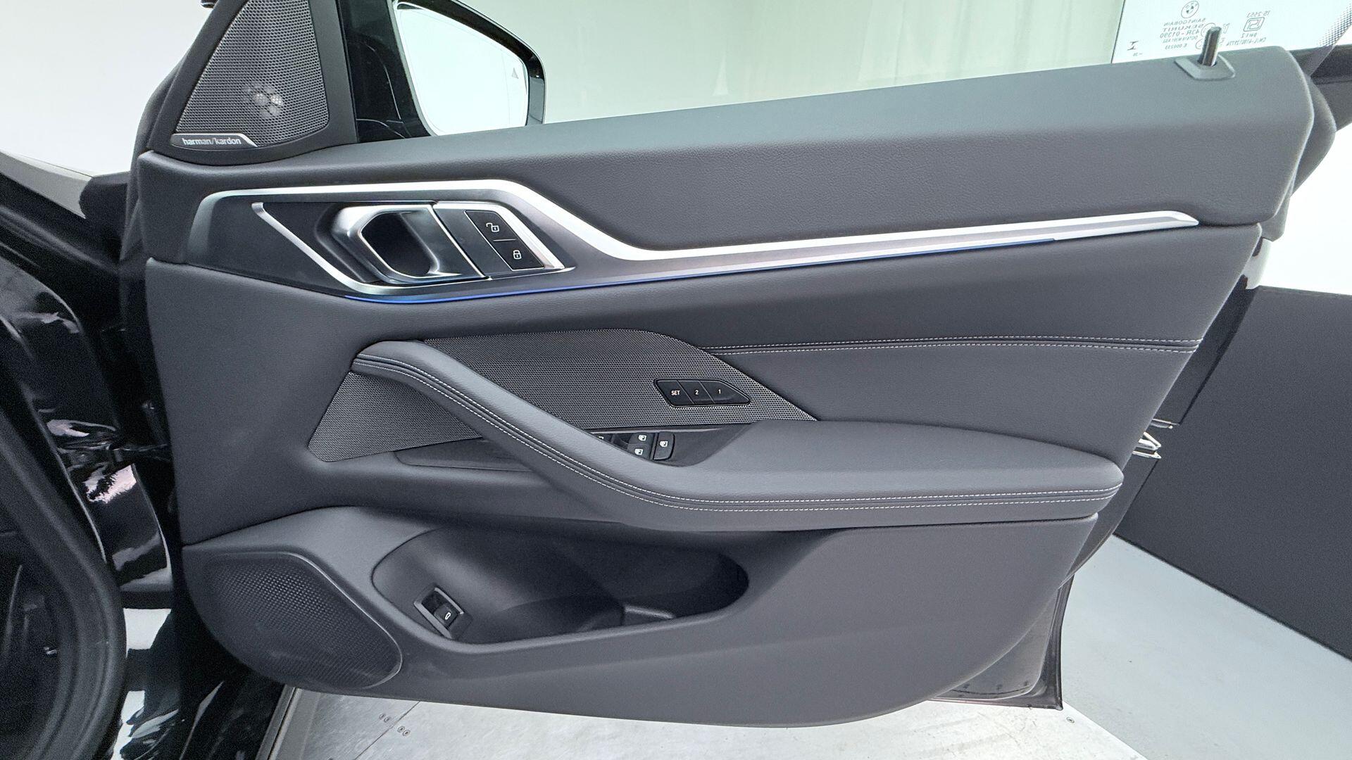 BMW i4 view 20