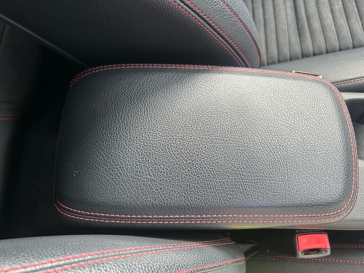 Mercedes-Benz A-Class view 28