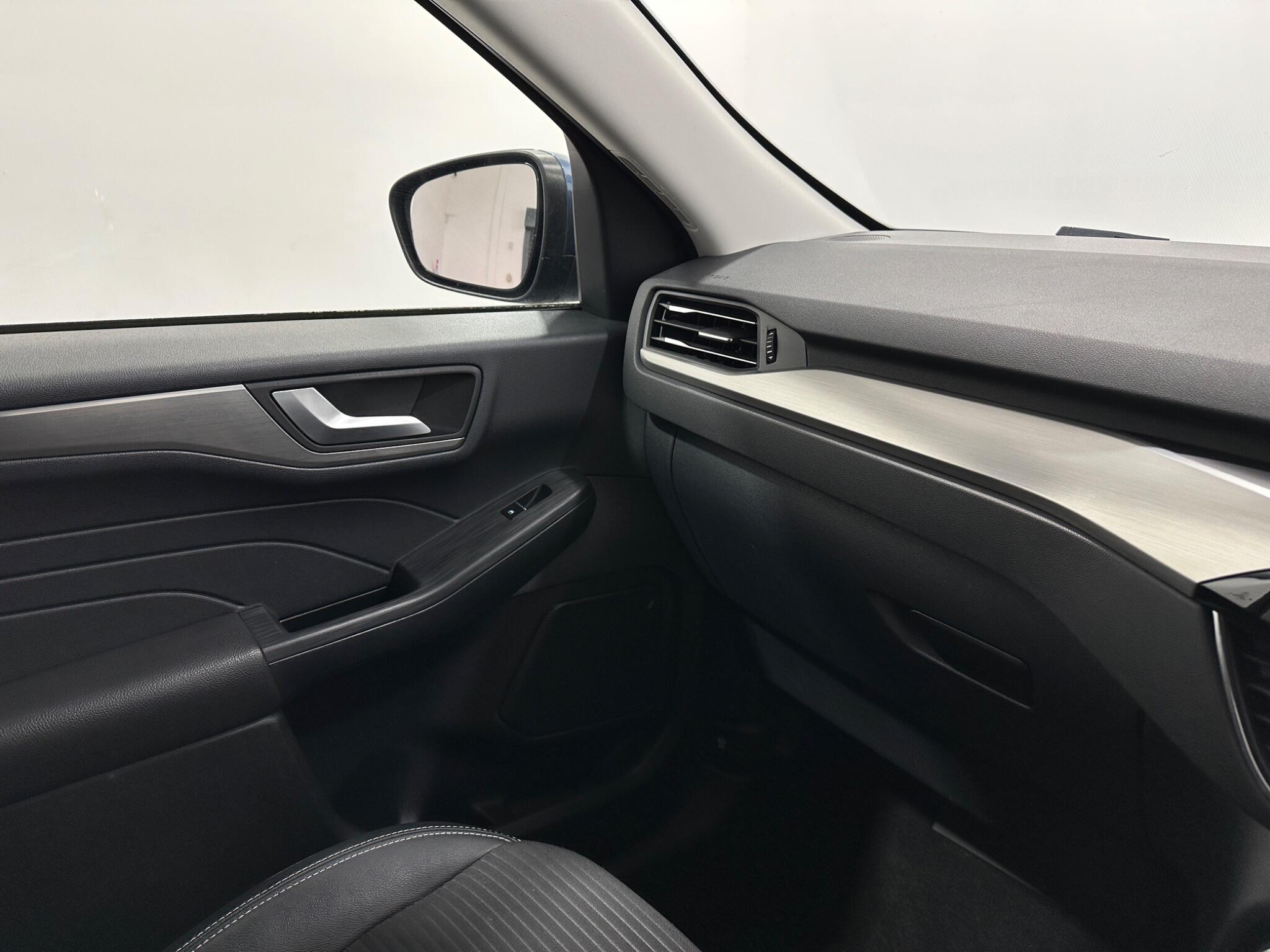 Ford Kuga view 26