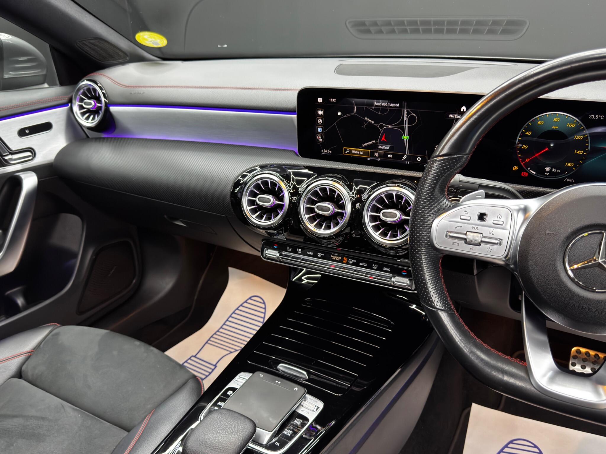 Mercedes-Benz CLA view 24