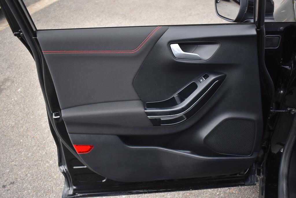 Ford Puma view 40