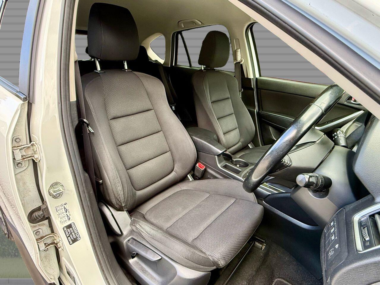 Mazda CX-5 view 18