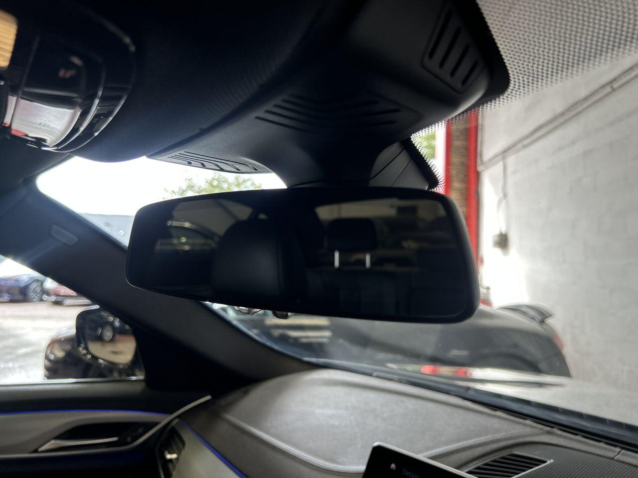 BMW 5 Series view 64