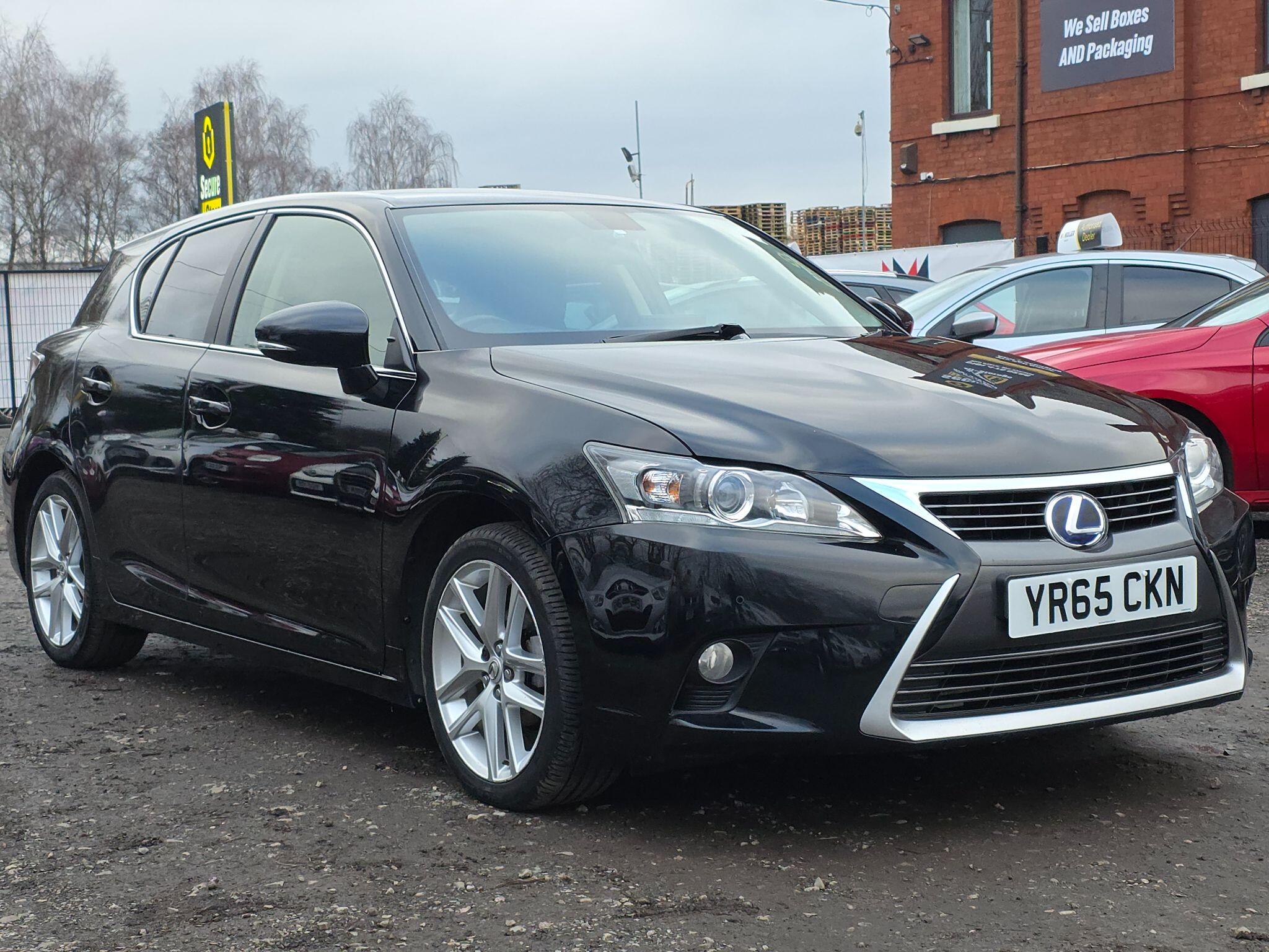 2015 Lexus CT image 3