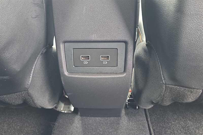 Dacia Duster view 27