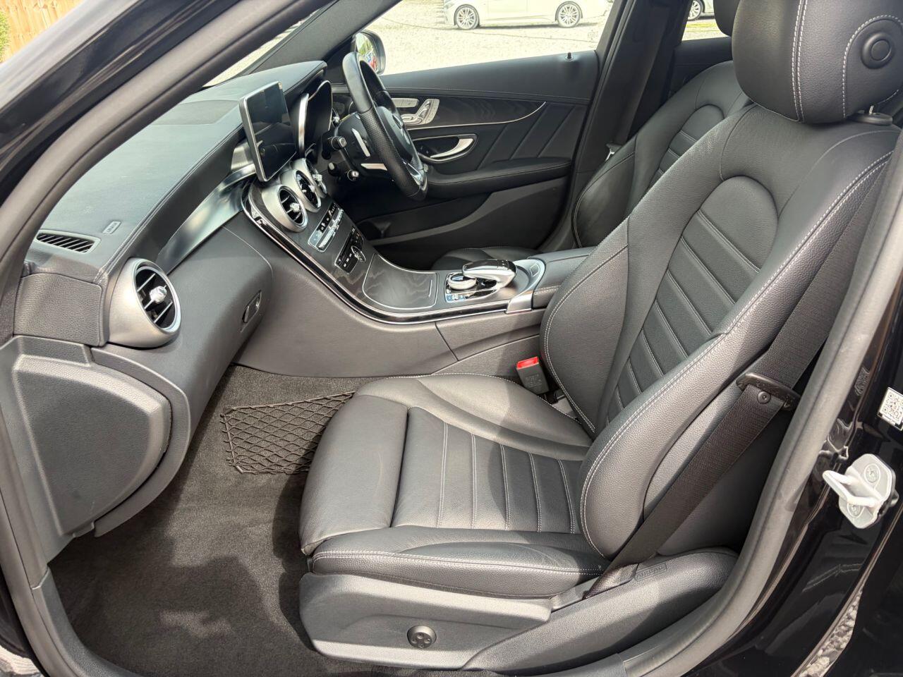 Mercedes-Benz C-Class view 15
