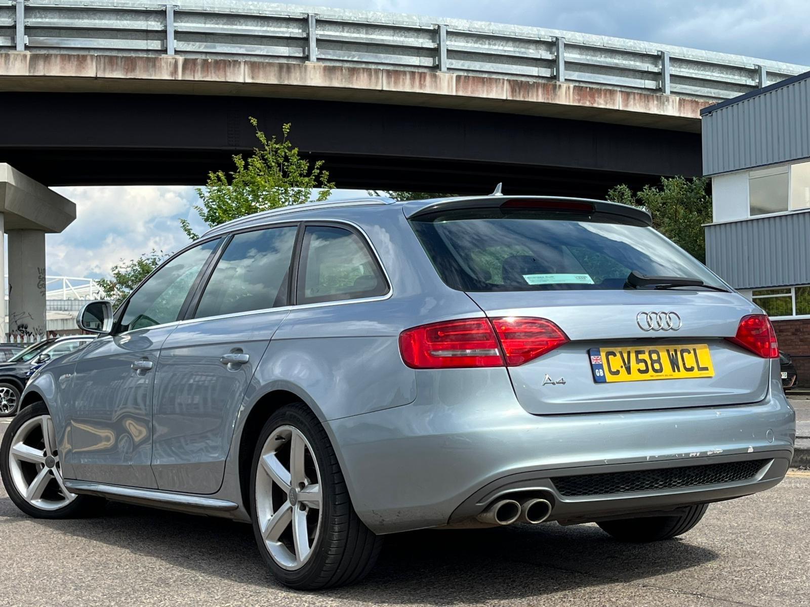 Audi A4 view 9