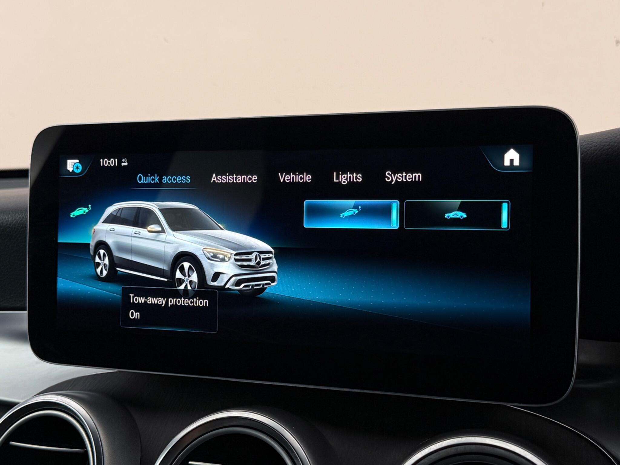 Mercedes-Benz GLC view 33