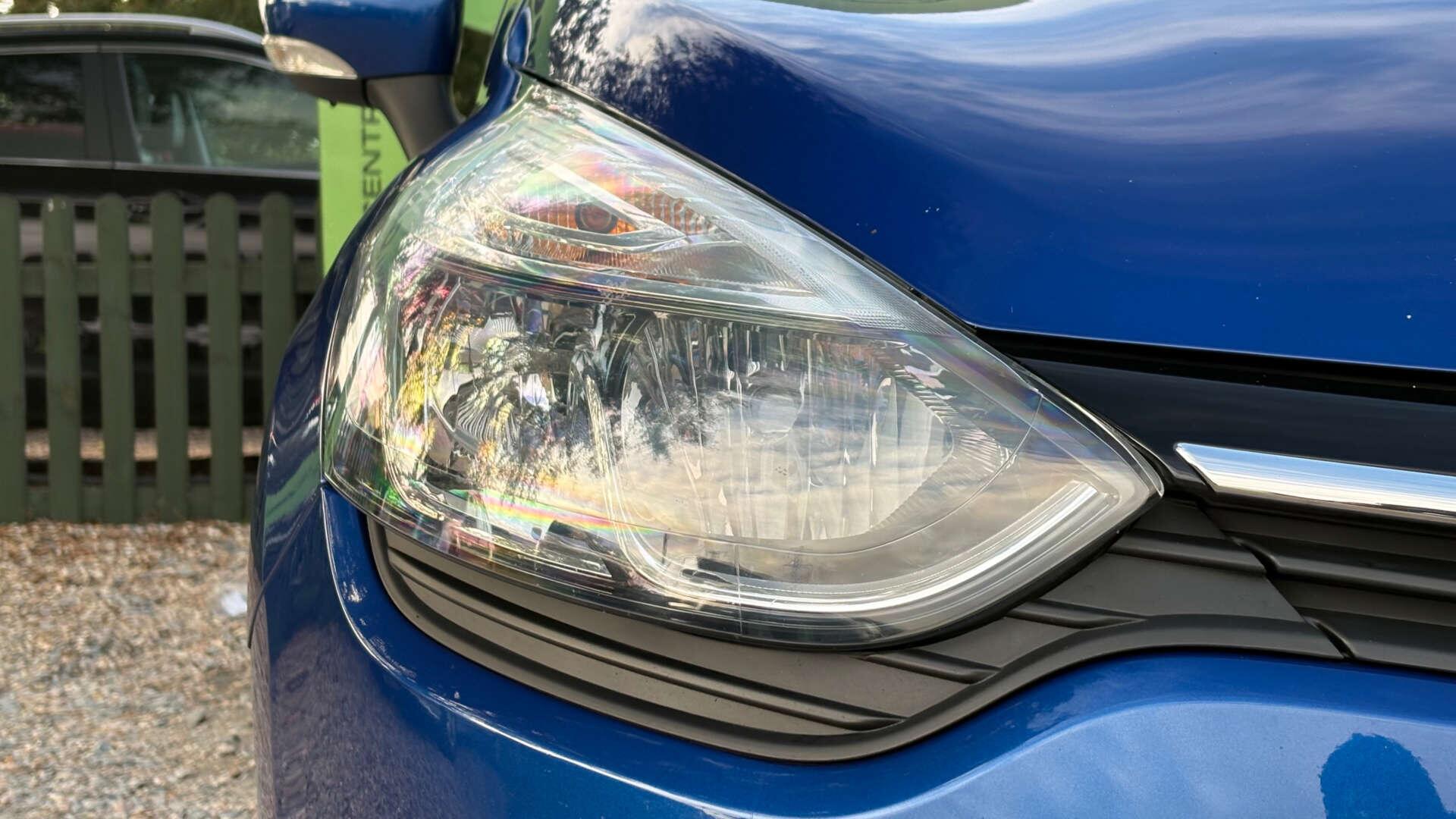 Renault Clio view 41