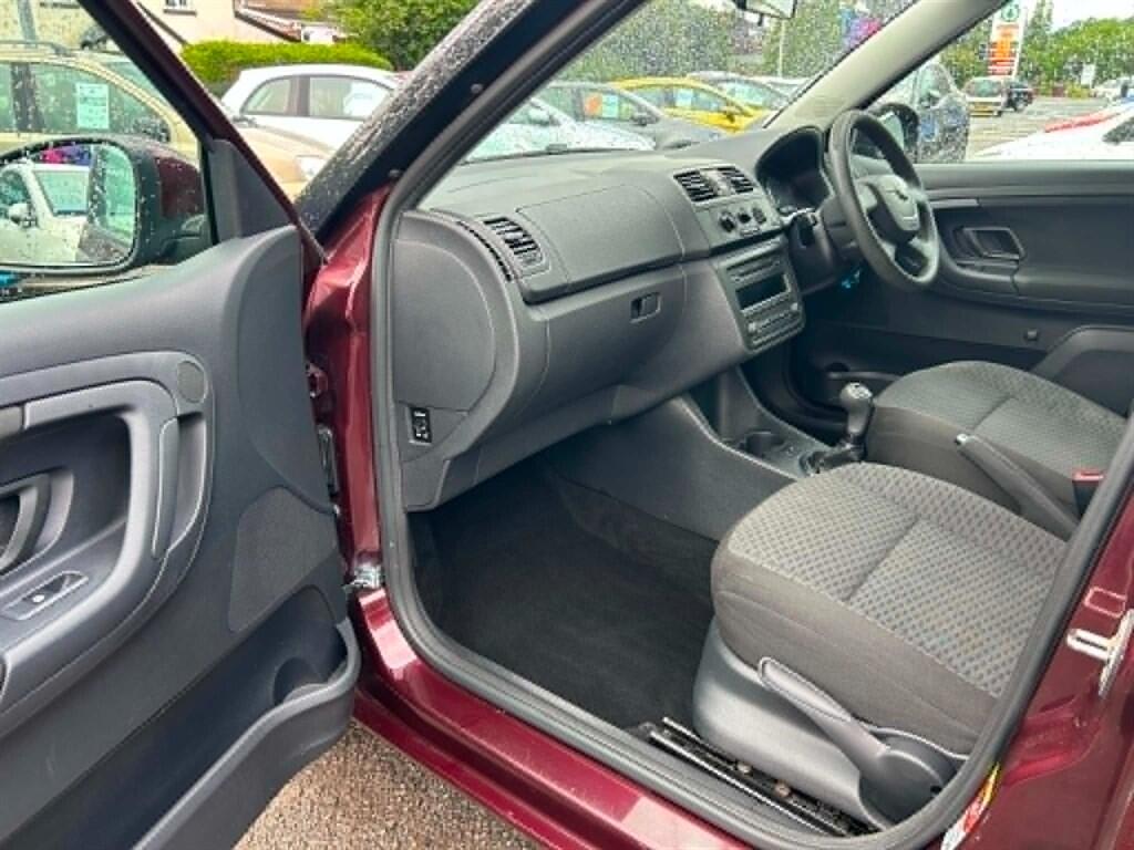 Skoda Fabia view 18