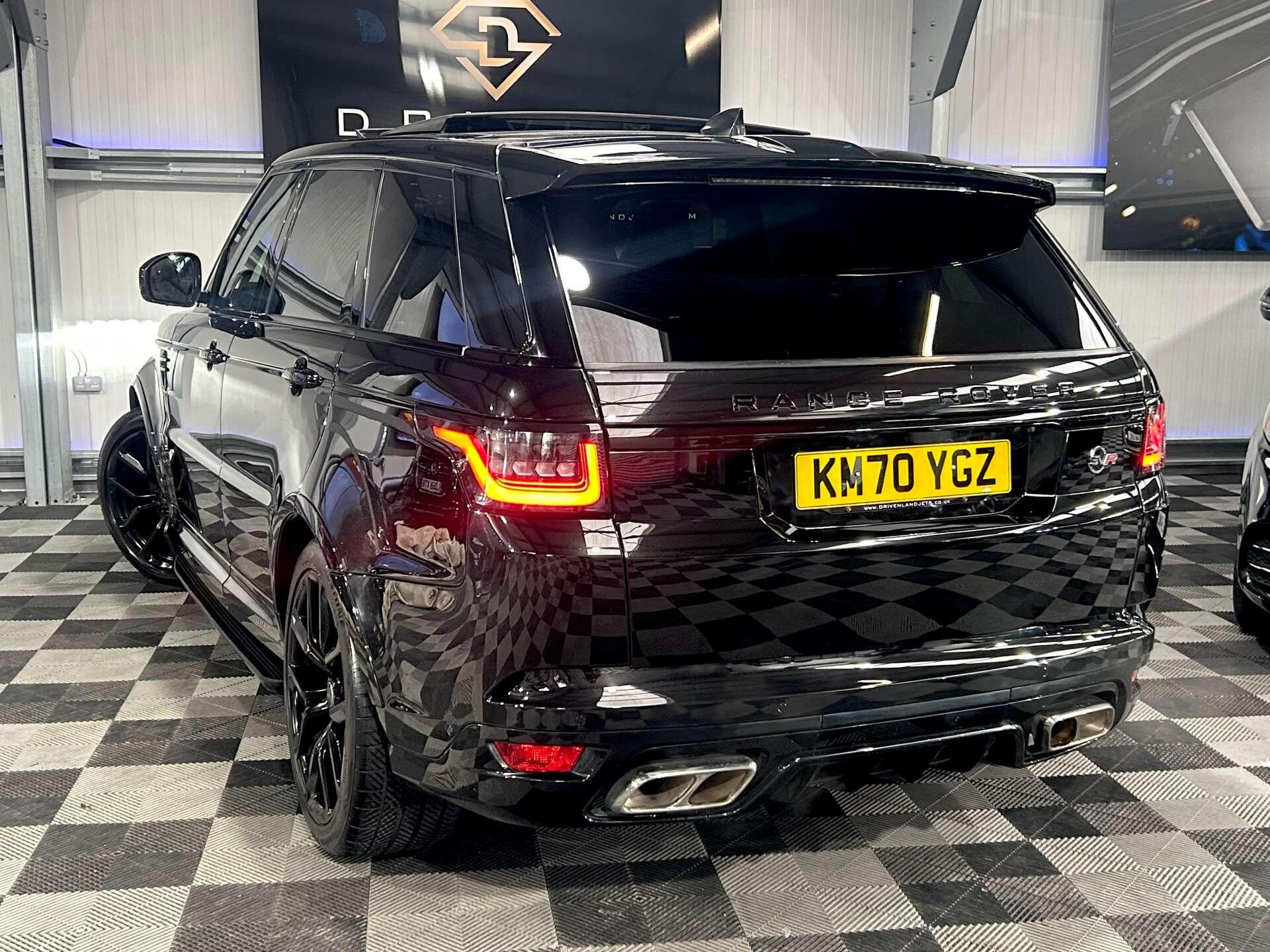 Land Rover Range Rover Sport view 3