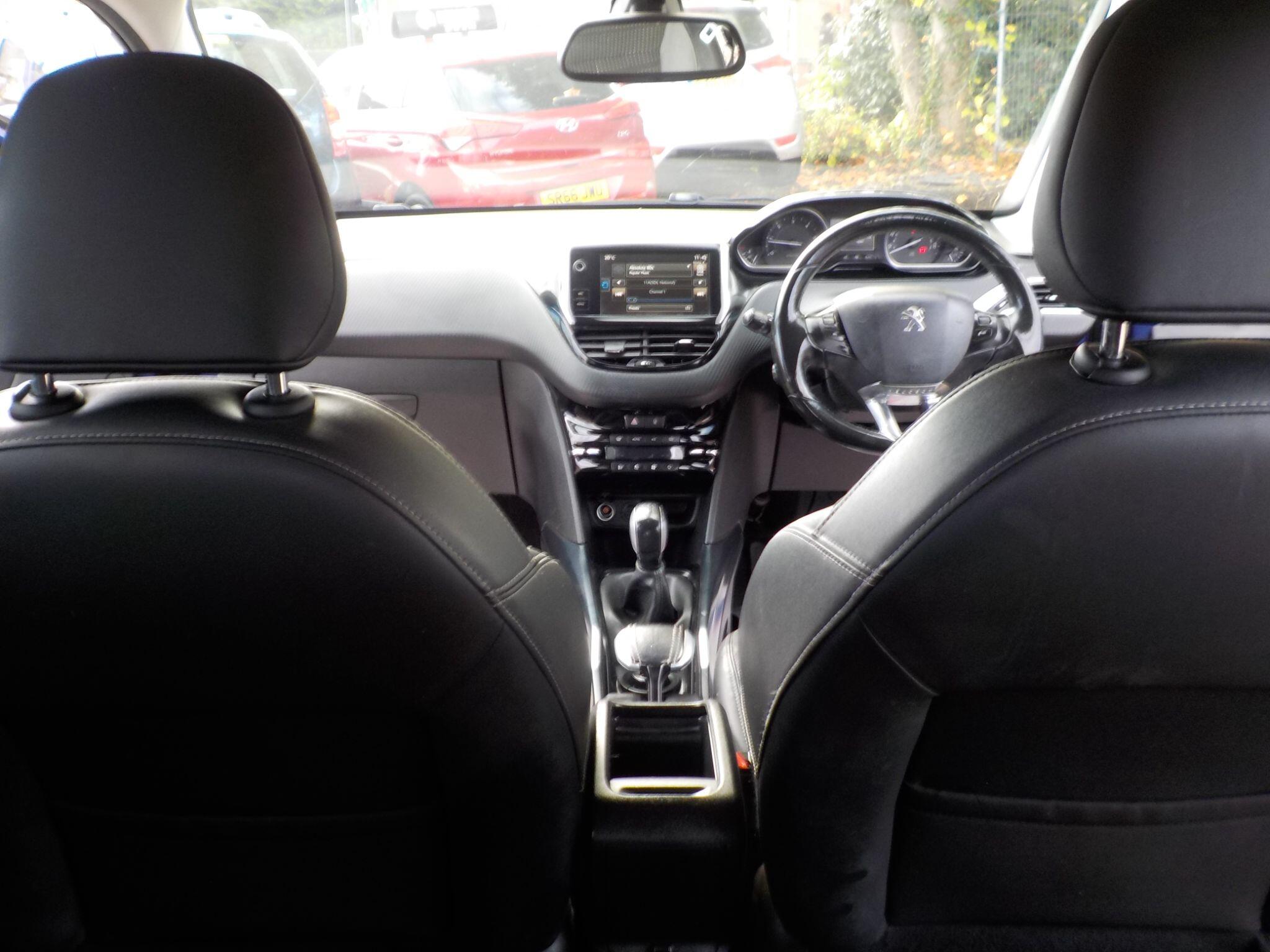 Peugeot 2008 1.6 e-HDi Allure Euro 5 (s/s) 5dr