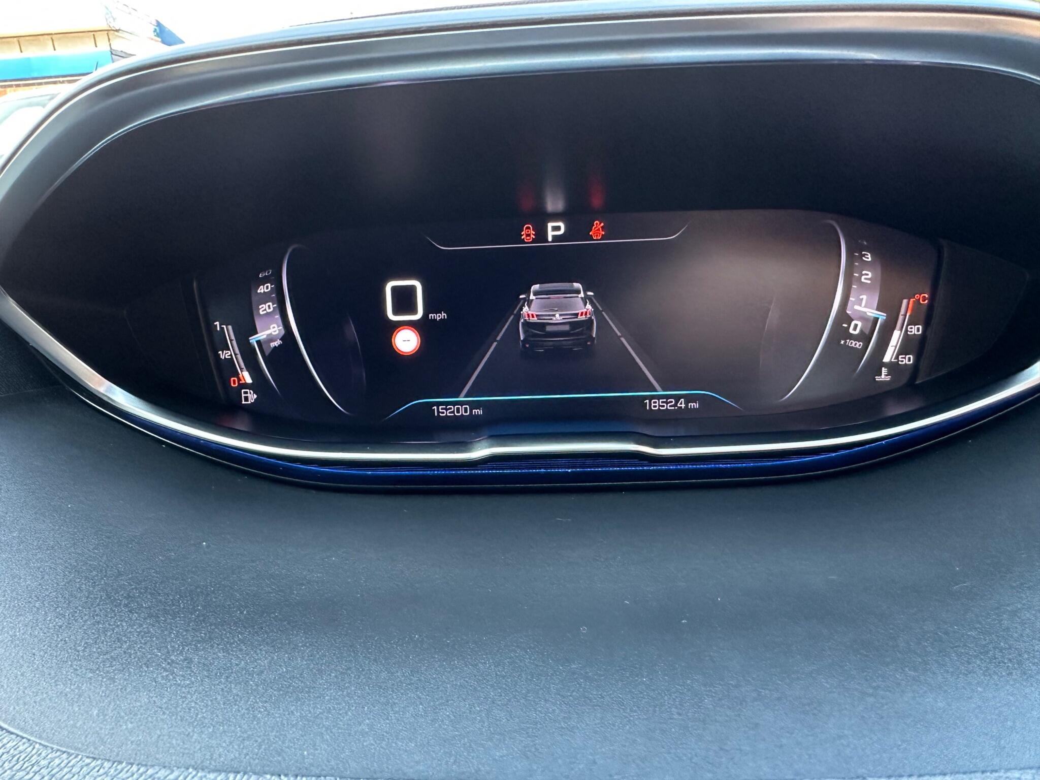 Peugeot 3008 view 11