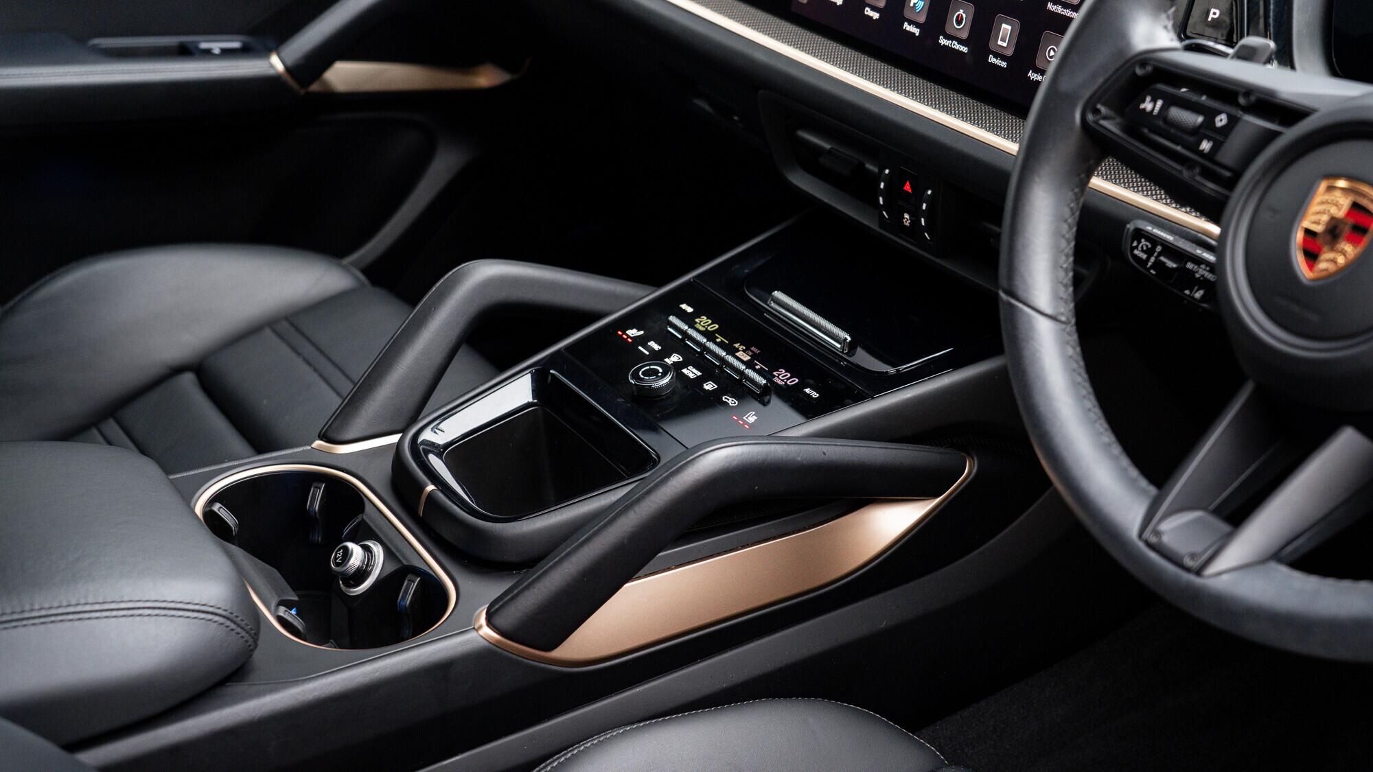 Porsche Cayenne view 42