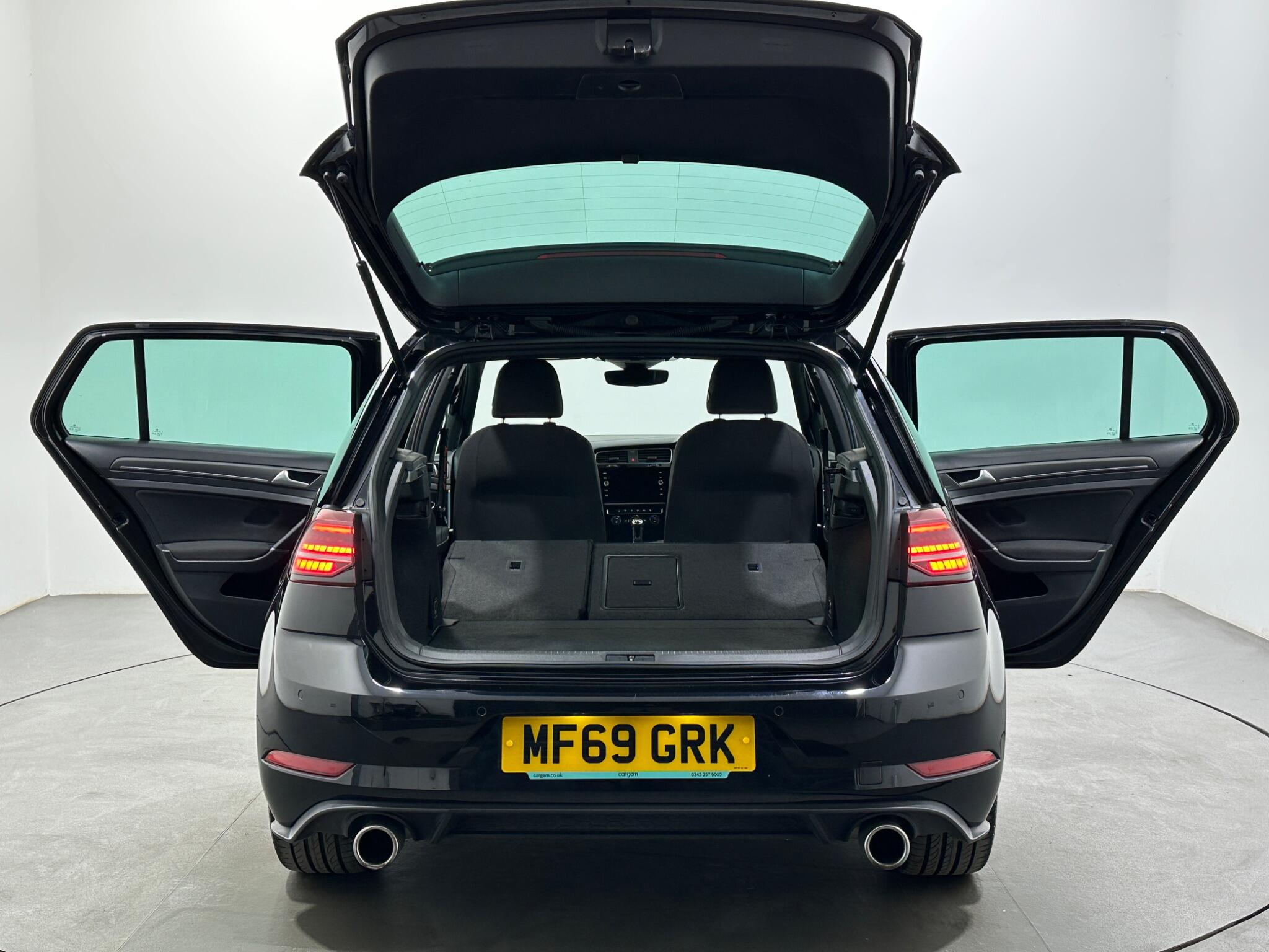 Volkswagen Golf view 45