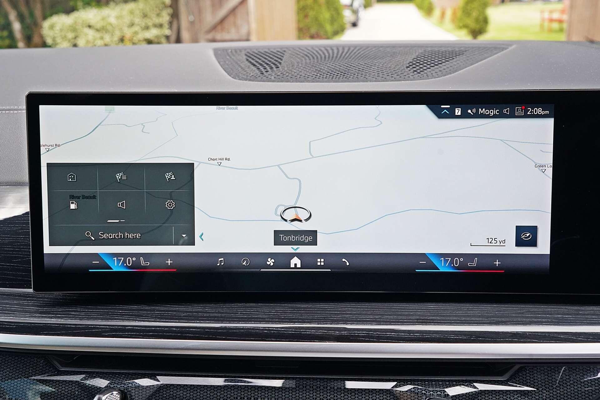 BMW X5 view 24