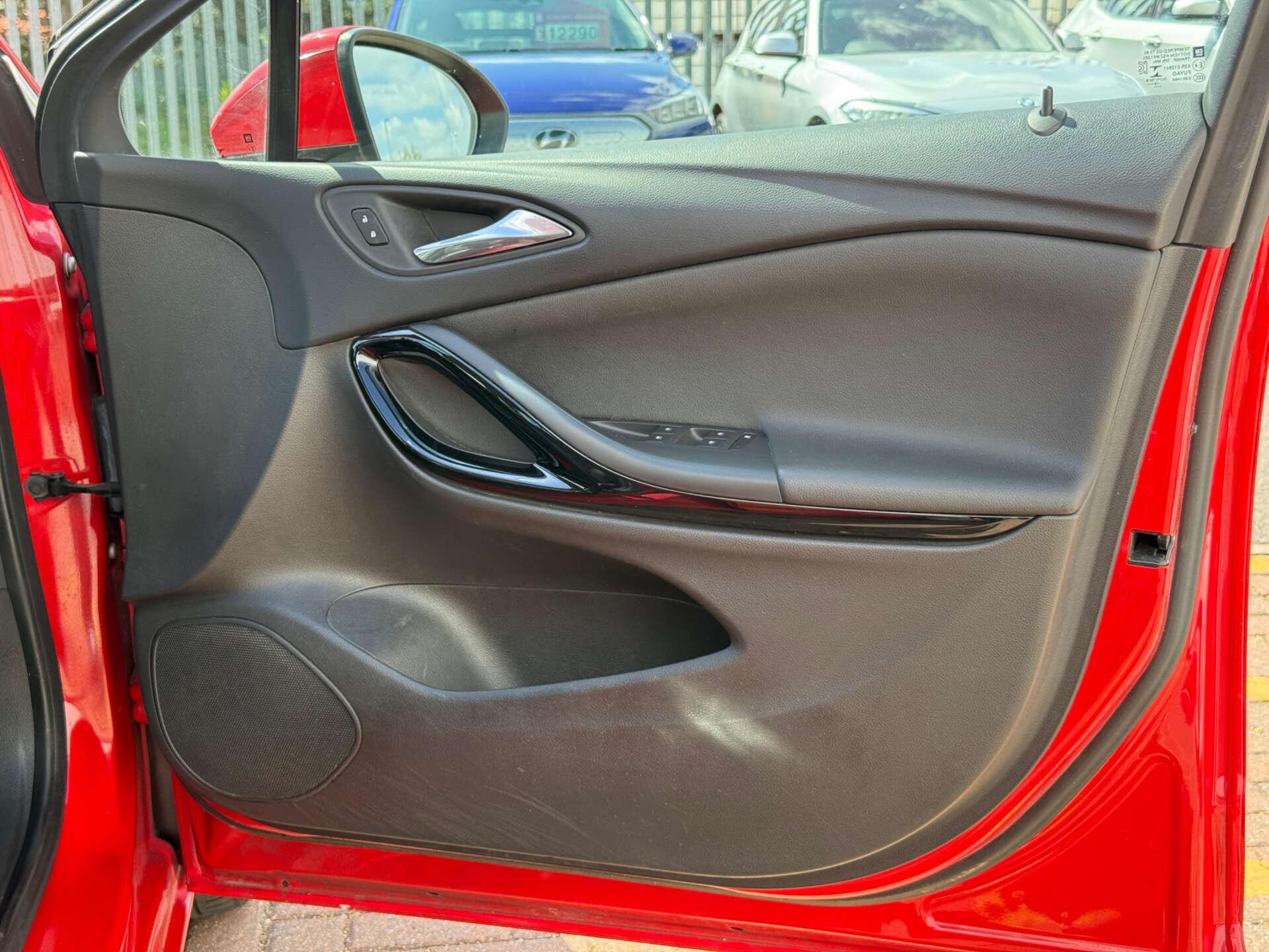 Vauxhall Astra view 41