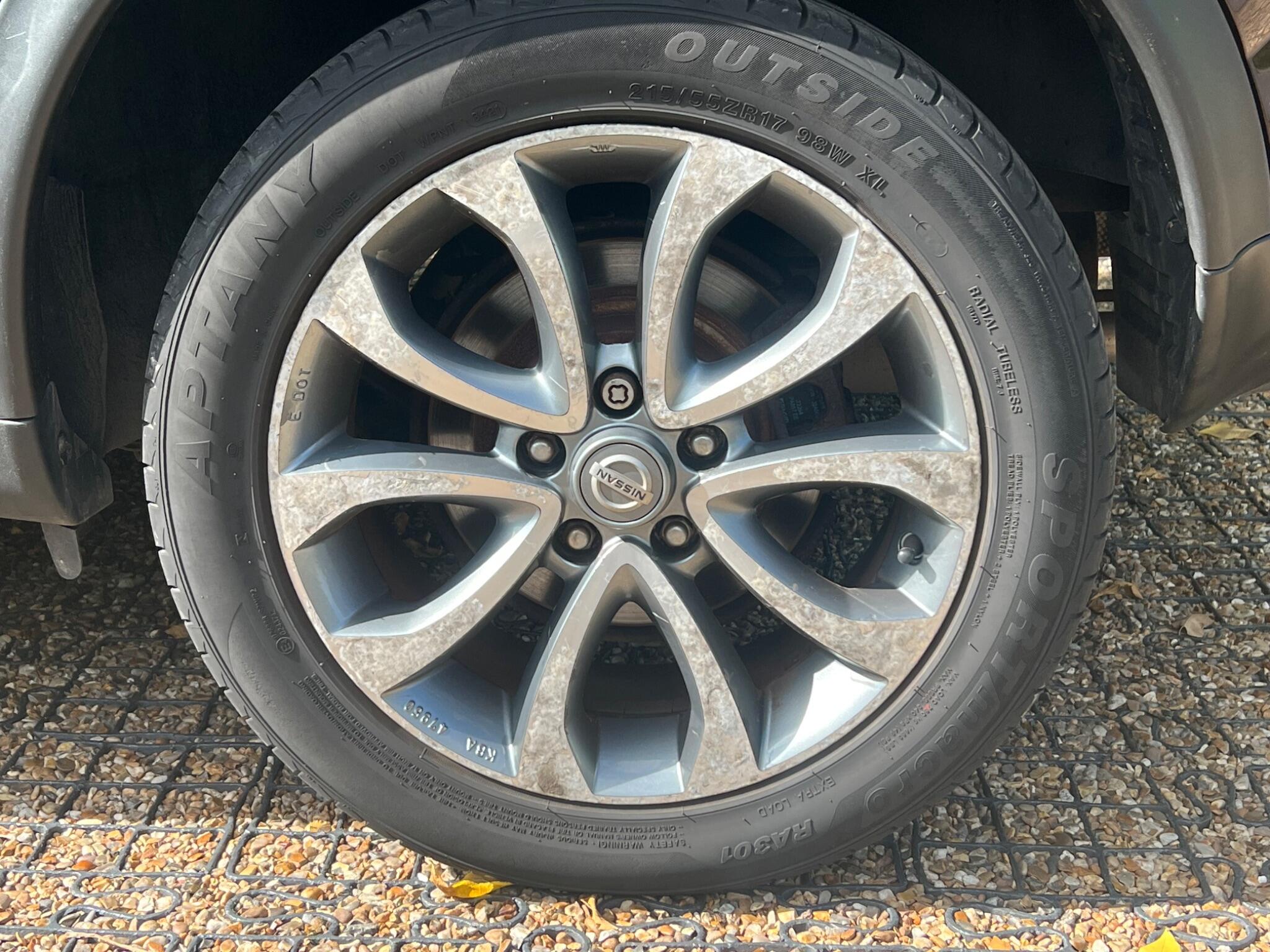 Nissan Juke view 28