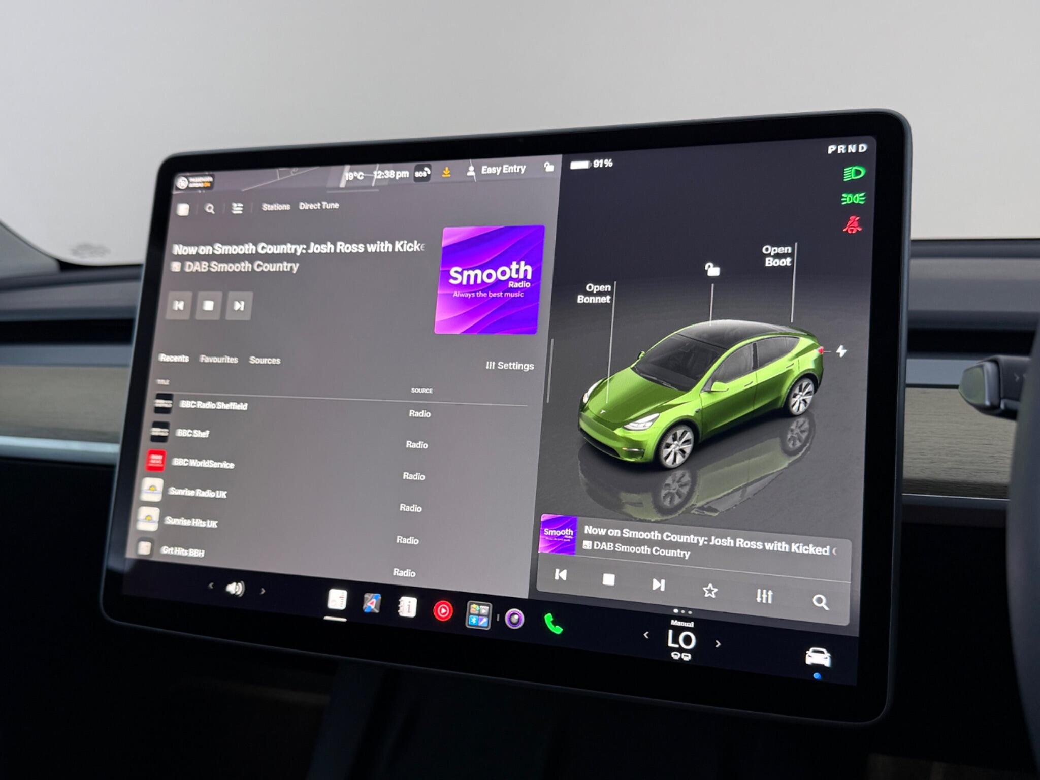 Tesla Model Y view 27