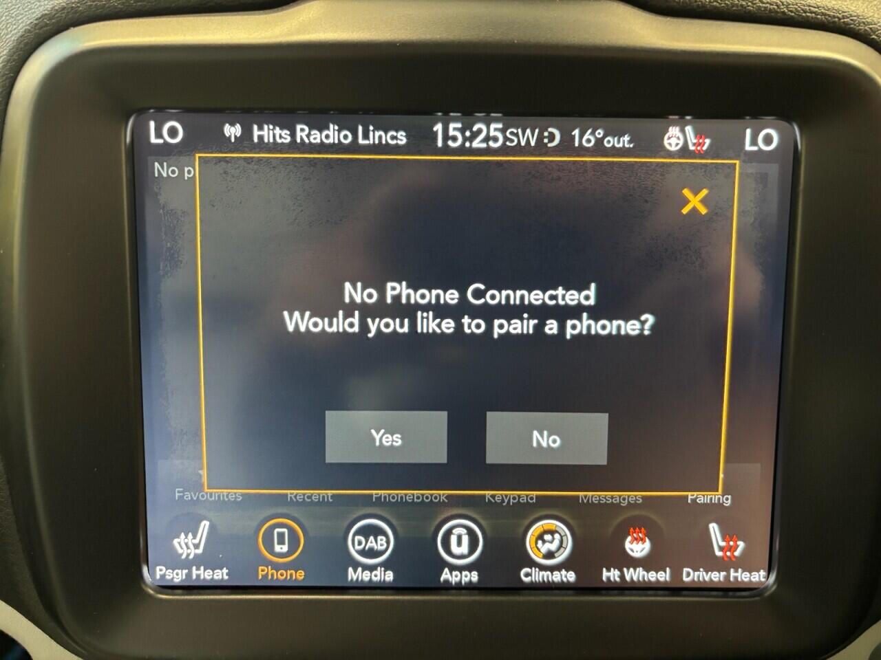 Jeep Renegade view 27