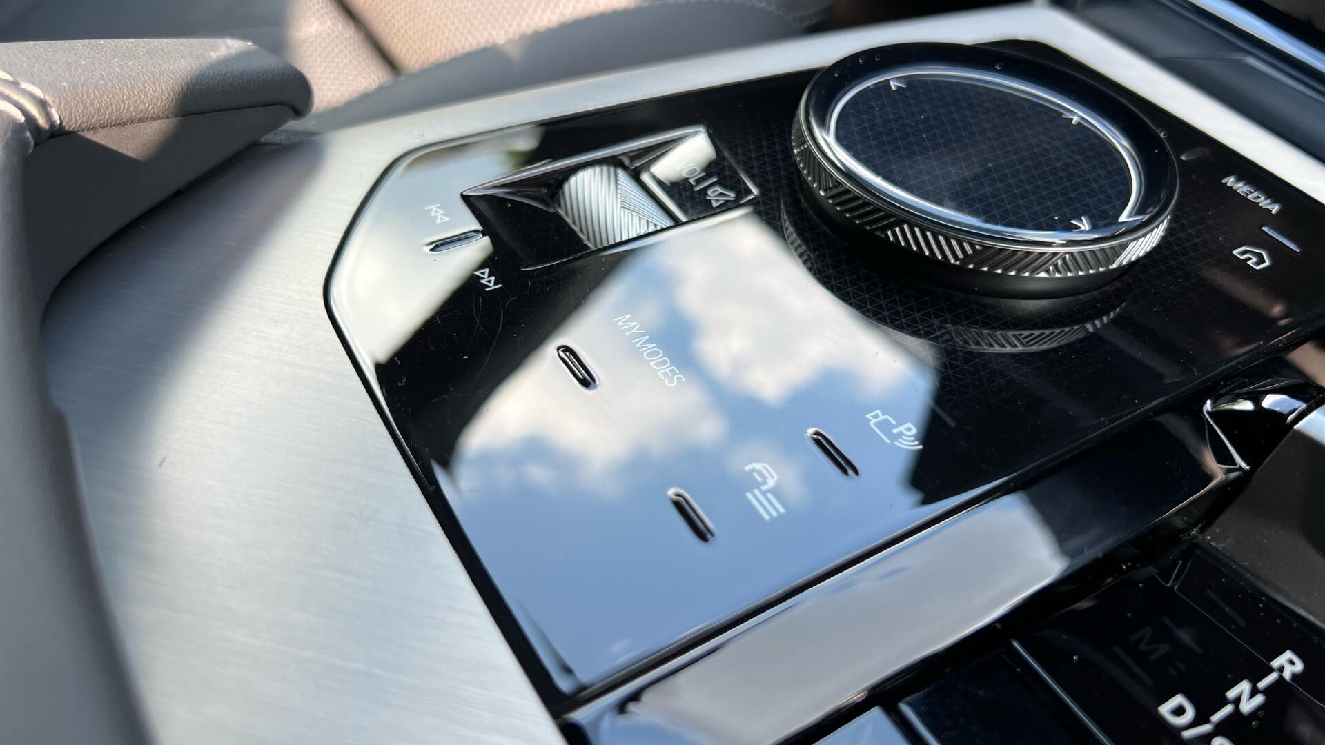 BMW X3 view 19