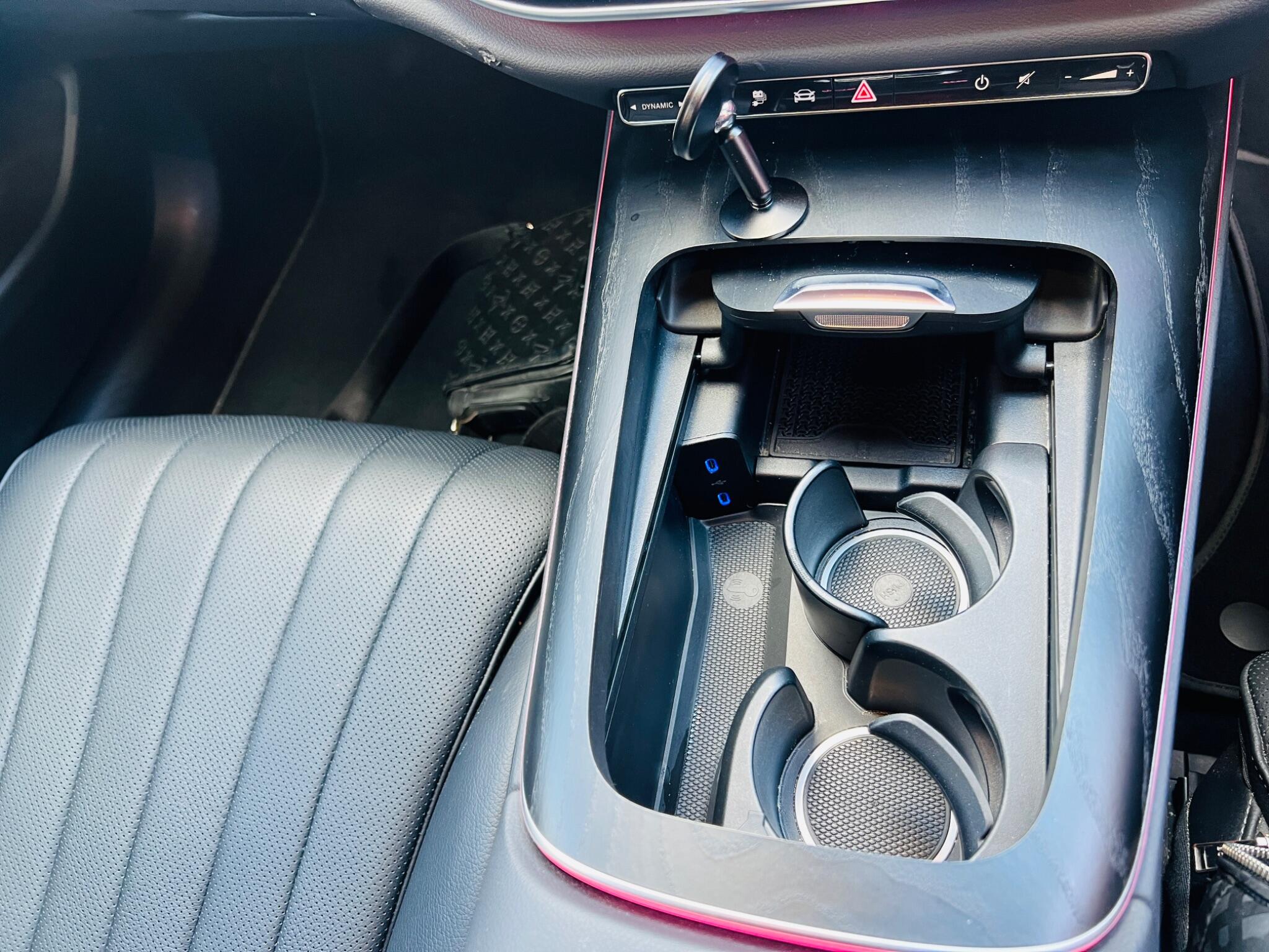 Mercedes-Benz E Class view 7
