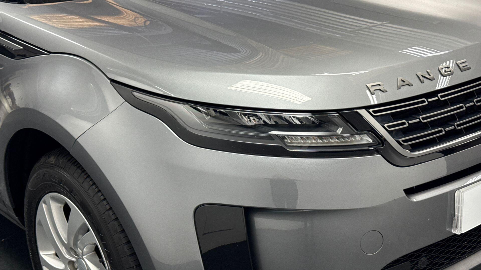 Land Rover Range Rover Evoque view 17