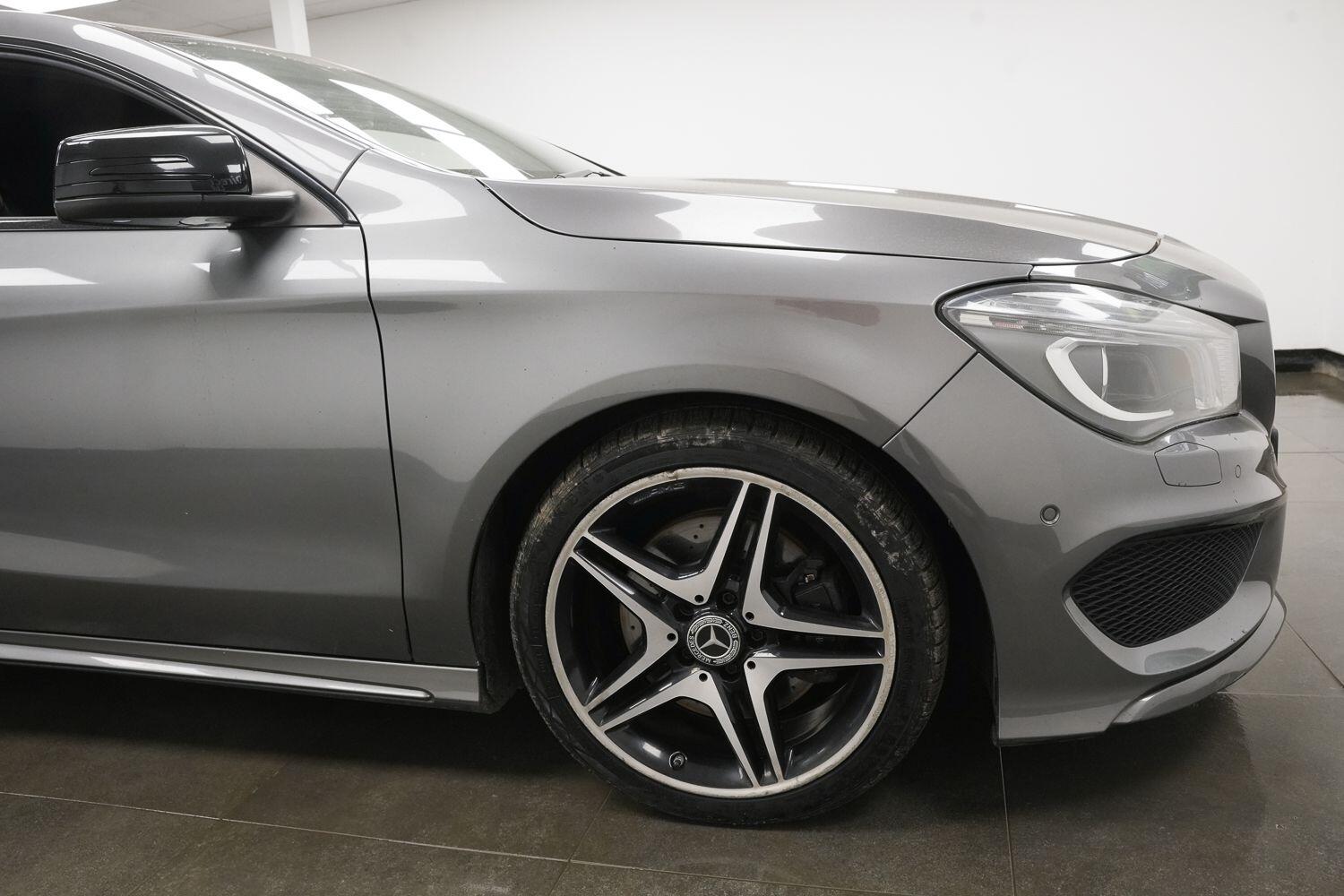 Mercedes-Benz Cla view 5
