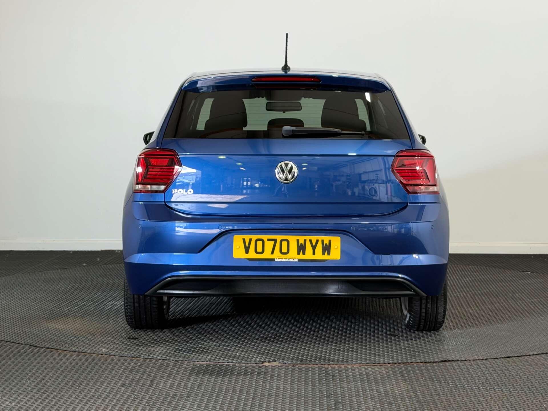 Volkswagen Polo view 6