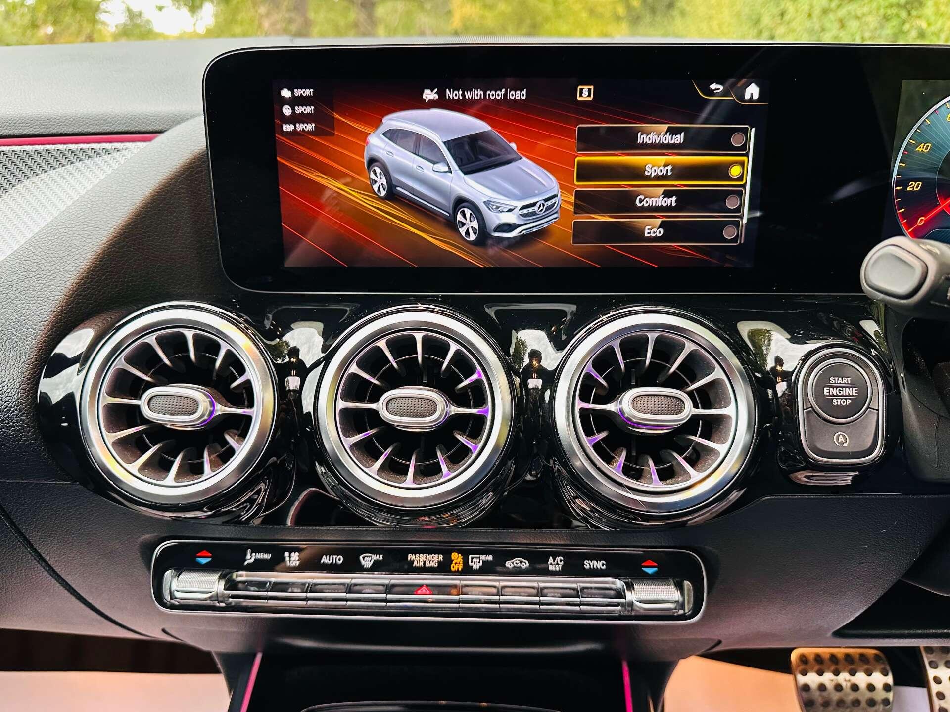 Mercedes-Benz Gla view 13