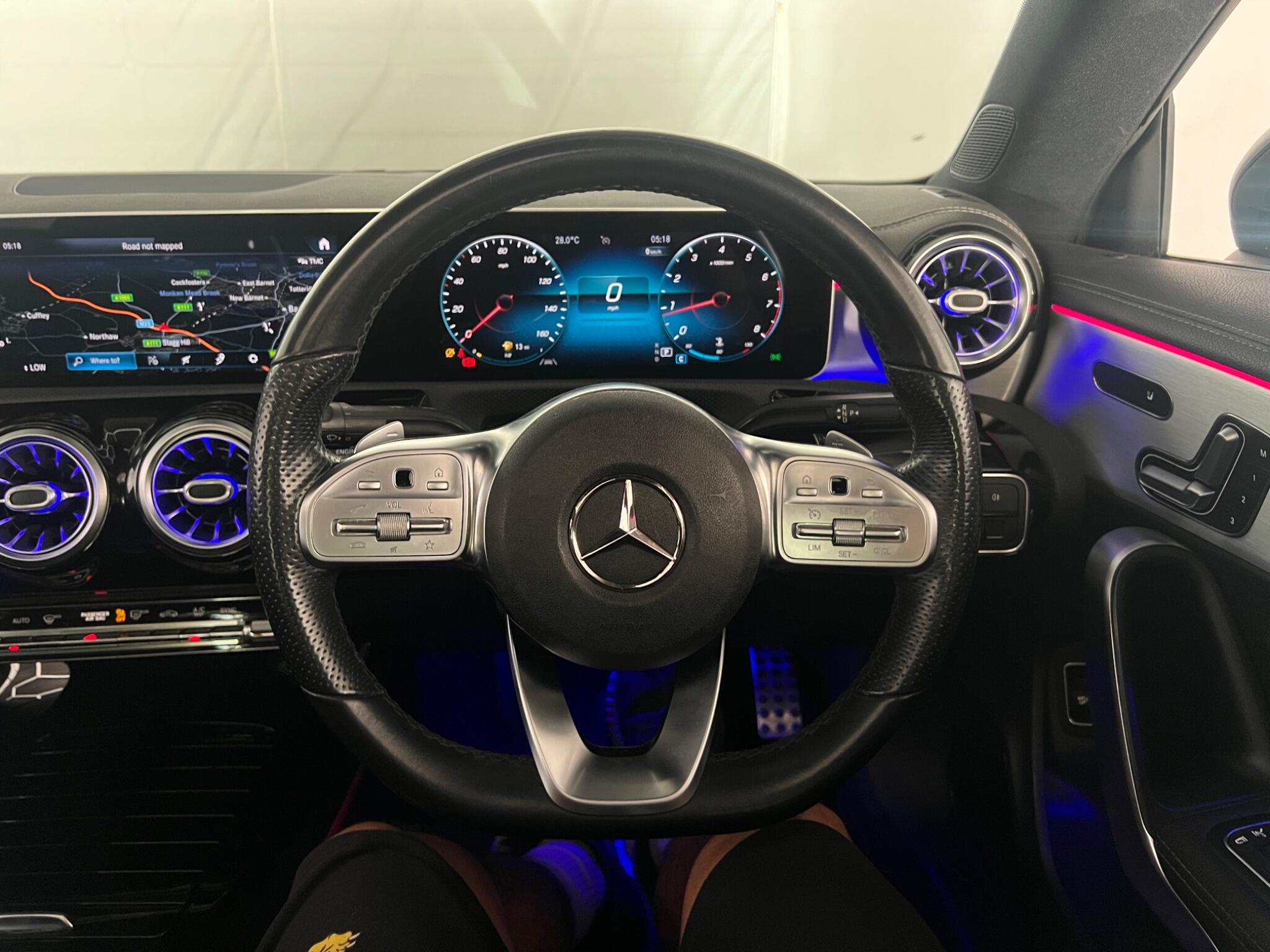 Mercedes-Benz Cla view 41
