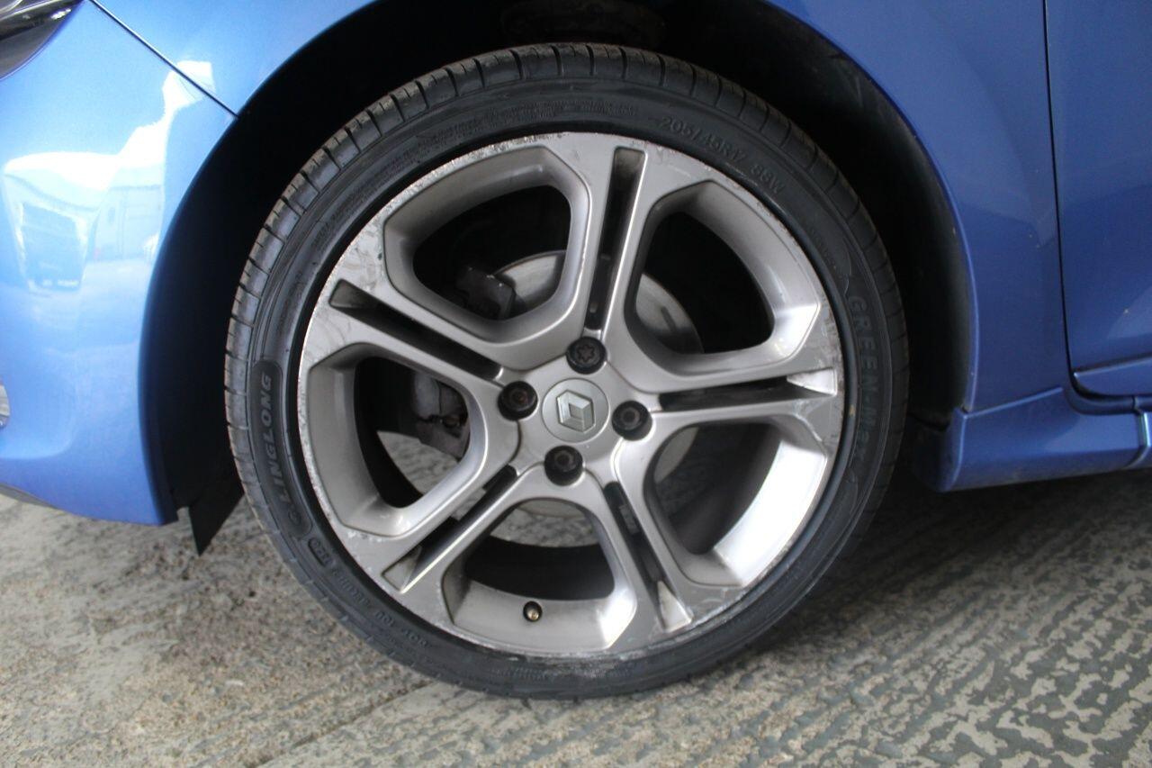 Renault Clio view 61