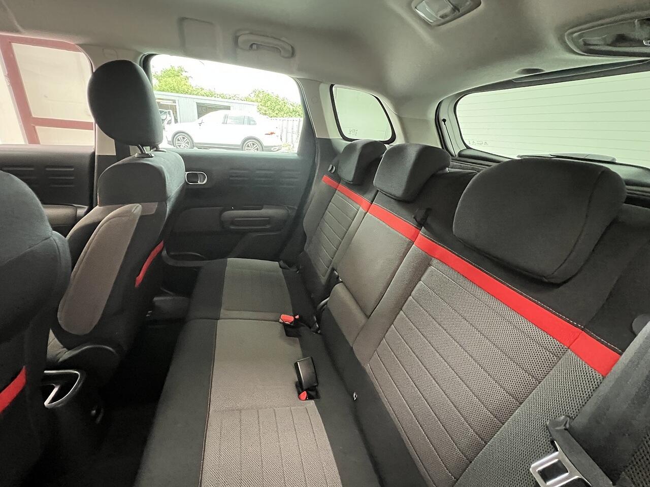 Citroen C3 Aircross view 18
