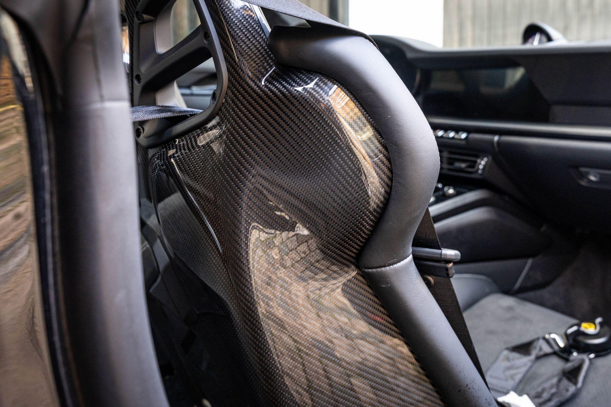 Porsche 911 view 62