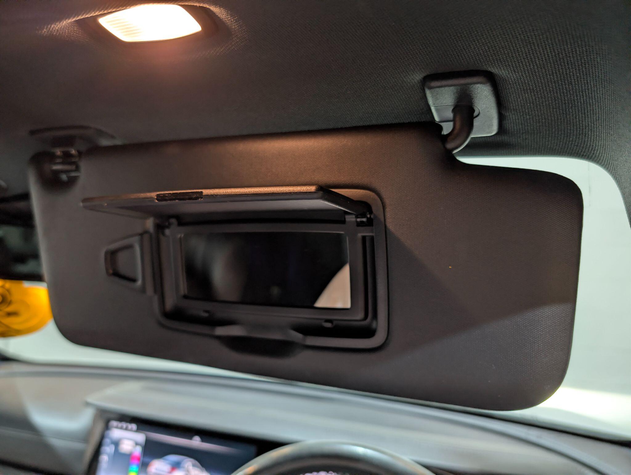 Mercedes-Benz E Class view 14