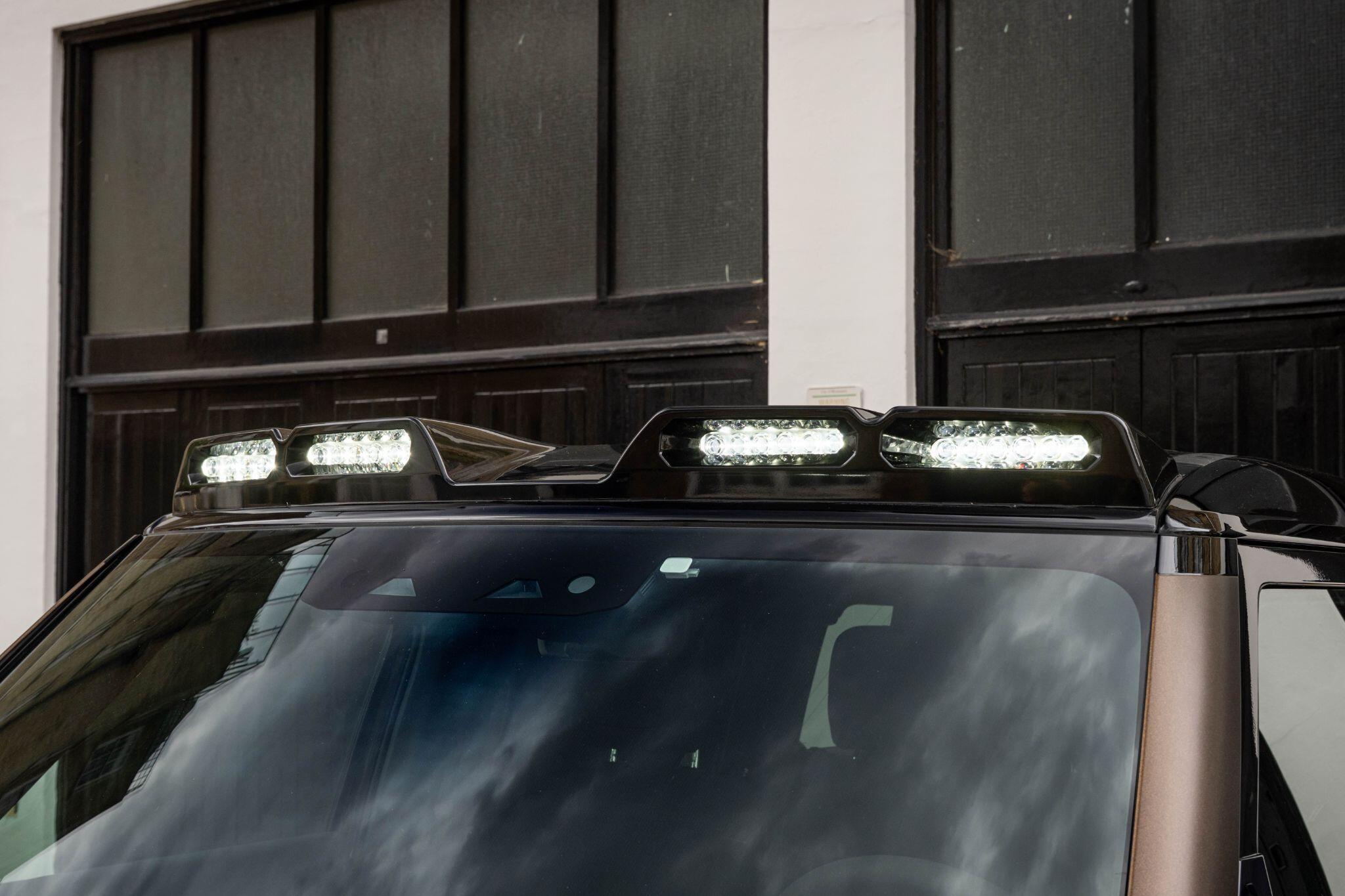 Land Rover Defender view 43
