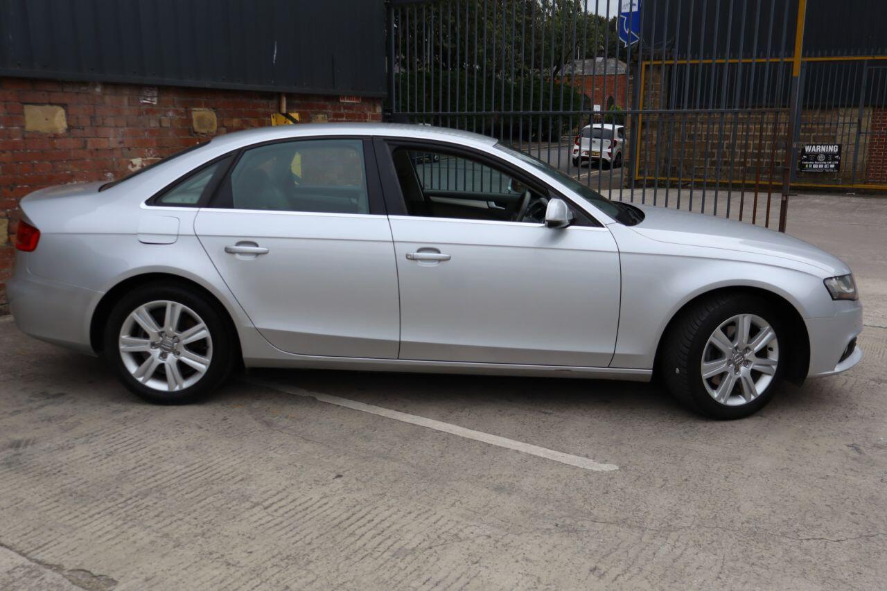 Audi A4 view 15