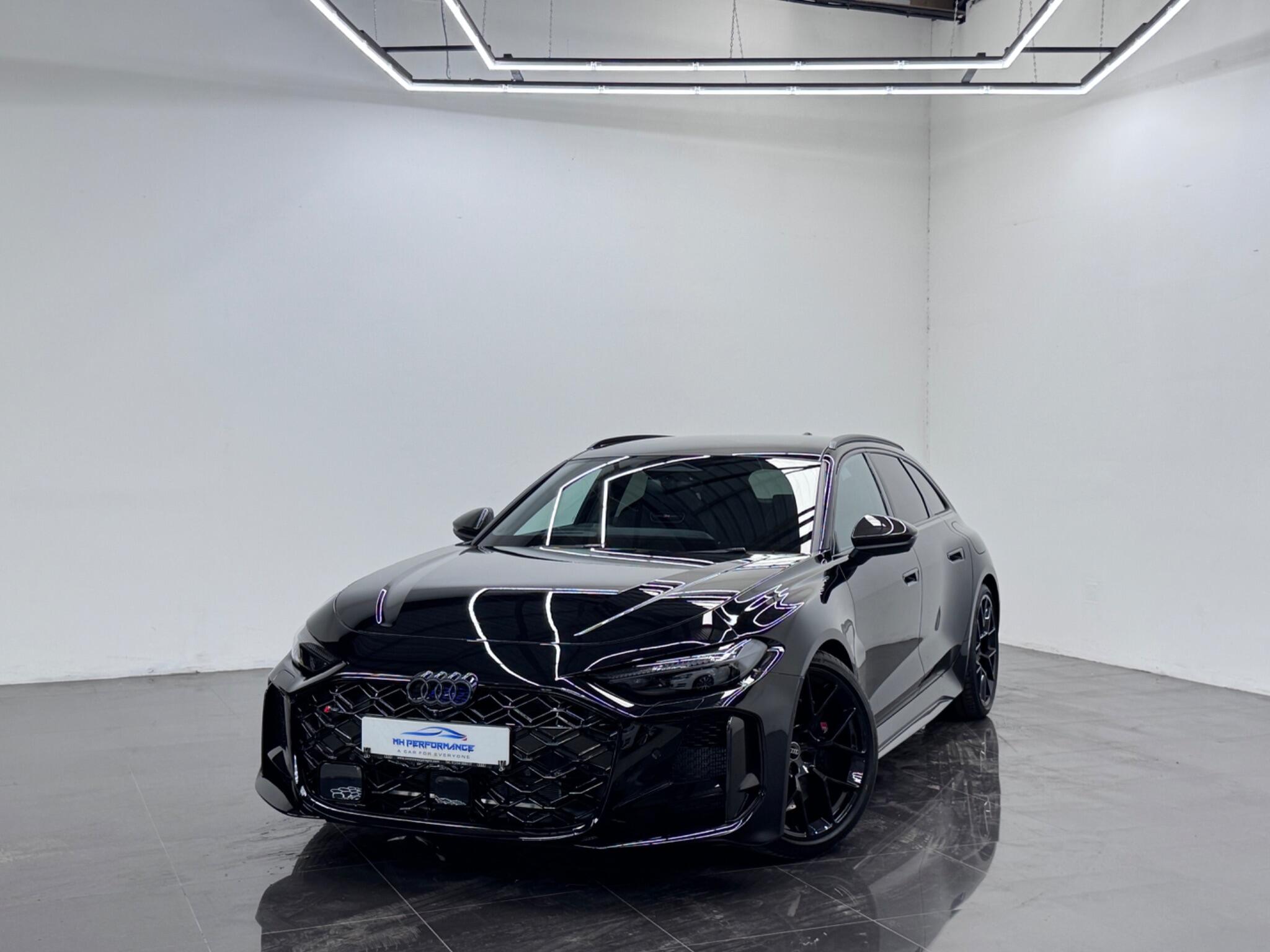 Audi RS5 view 13
