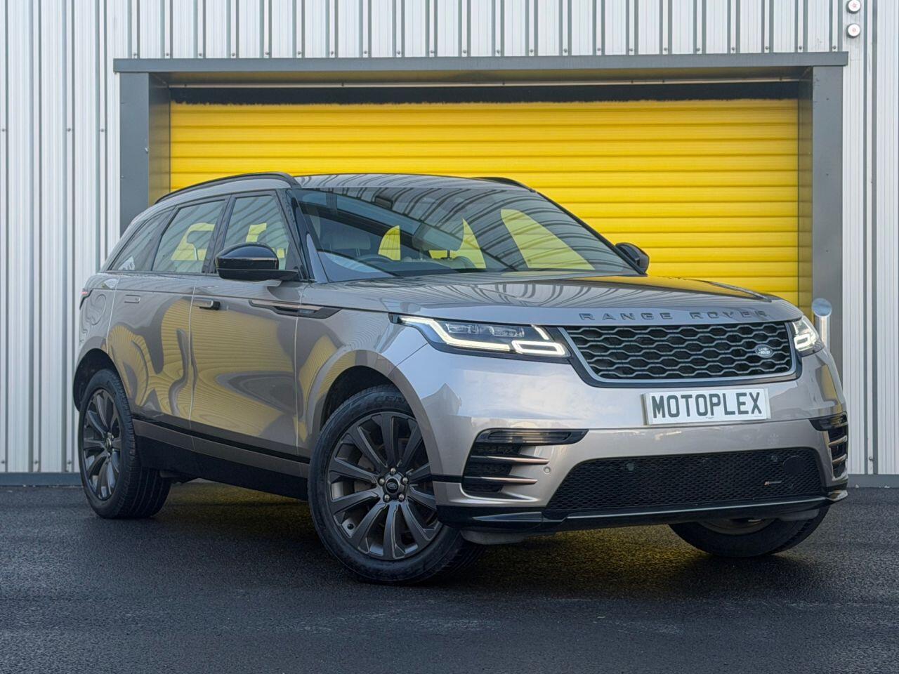 Land Rover Range Rover Velar view 3